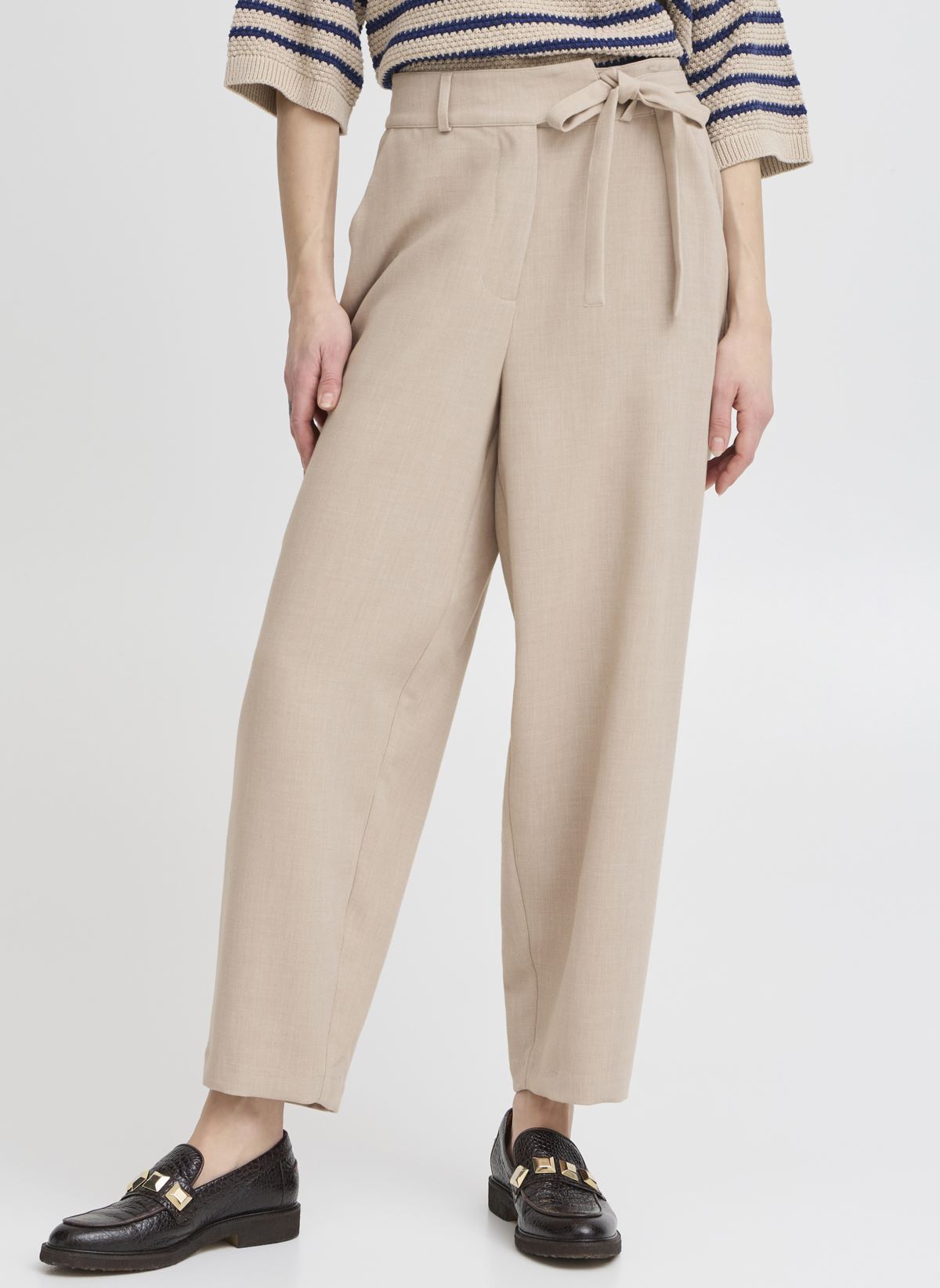 Pantalons larges BYERIKO BELT PANTS femme beige B-Young Pantalons larges BYERIKO BELT PANTS femme beige Roasted Cashew Melange