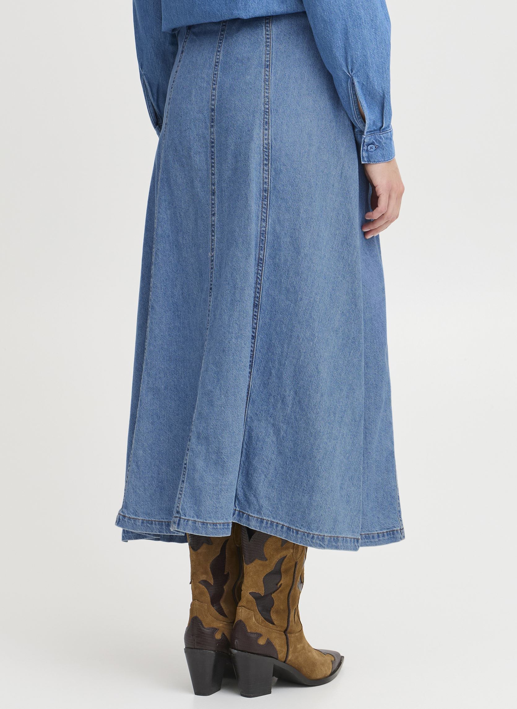 Lange Röcke BYKAPUCA SKIRT damen blau B-Young Lange Röcke BYKAPUCA SKIRT damen blau Mid Blue Denim
