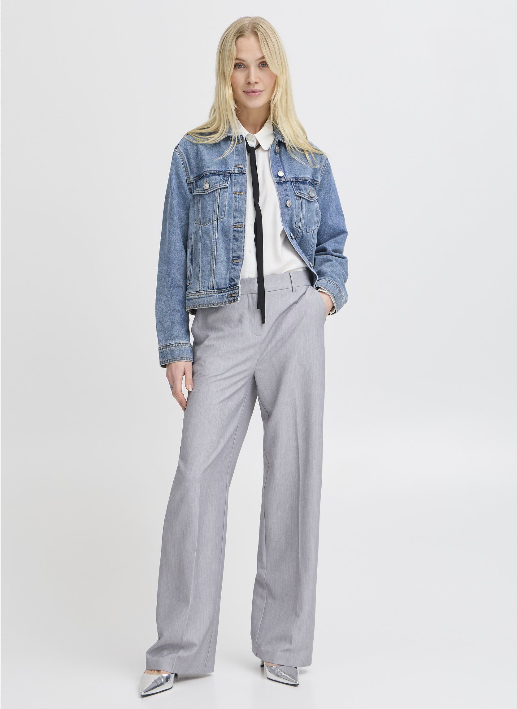Vestes en jean BYKERINA JACKET femme bleu B-Young Vestes en jean BYKERINA JACKET femme bleu MID BLUE DENIM