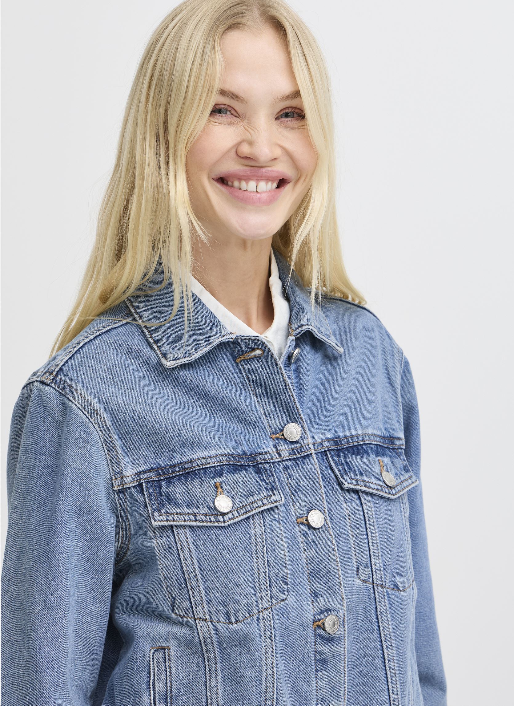 Vestes en jean BYKERINA JACKET femme bleu B-Young Vestes en jean BYKERINA JACKET femme bleu MID BLUE DENIM