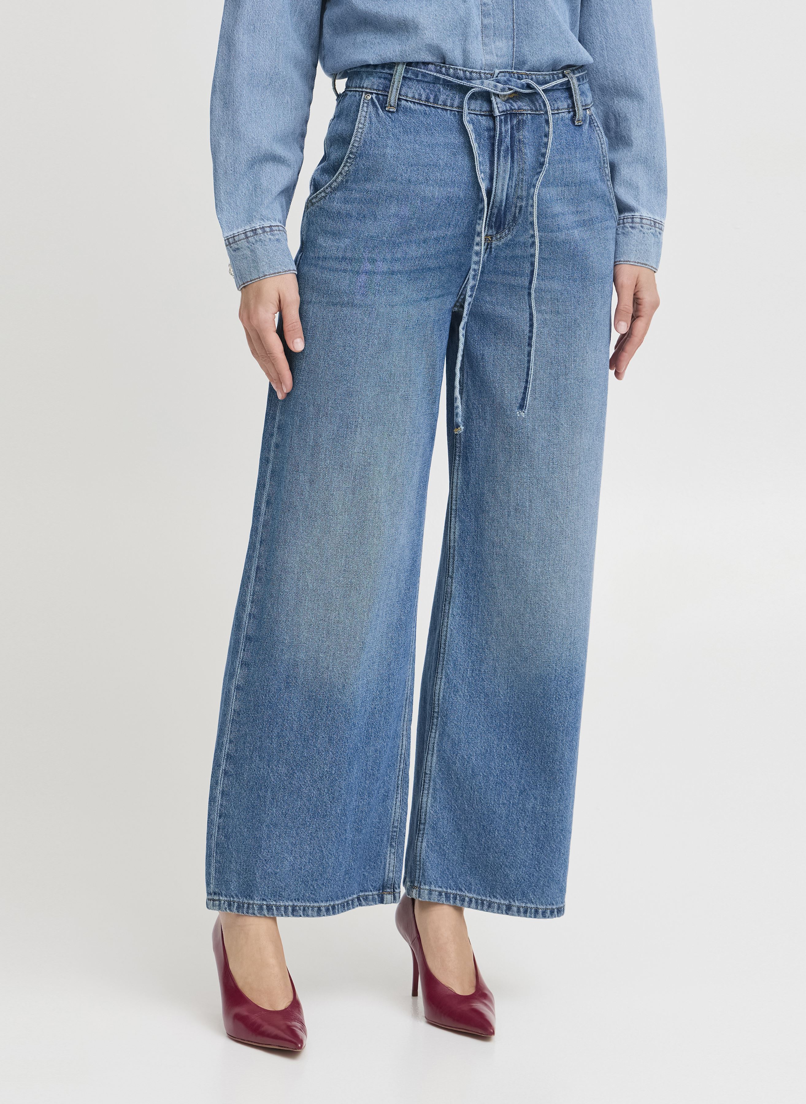 Wijde jeans / Flared Jeans BYKIMU BELT JEANS dames blauw B-Young Wijde jeans / Flared Jeans BYKIMU BELT JEANS dames blauw Mid Blue Denim