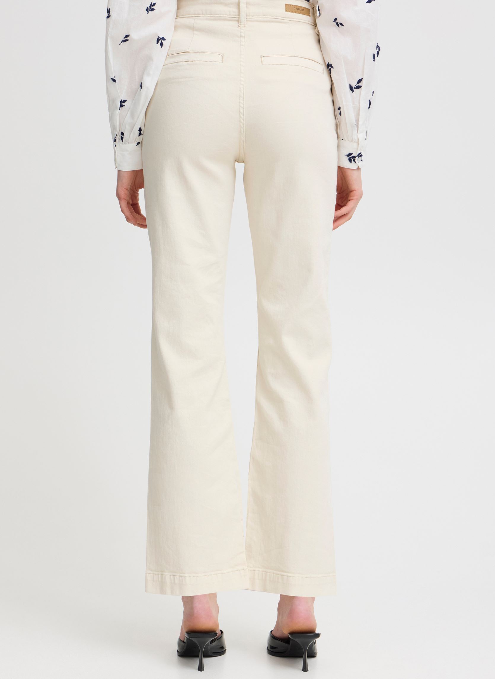 Flared jeans BYLYDIA POCKET JEANS dames wit B-Young Flared jeans BYLYDIA POCKET JEANS dames wit Birch