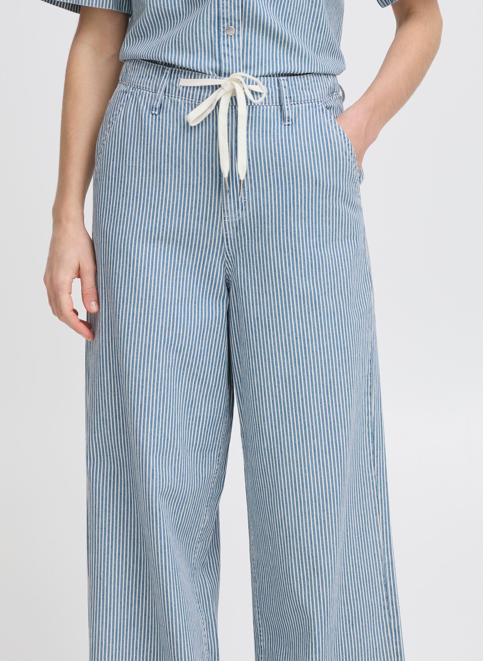 Pantalons larges BYLARO PANTS - femme bleu B-Young Pantalons larges BYLARO PANTS - femme bleu Blue Stripe Denim