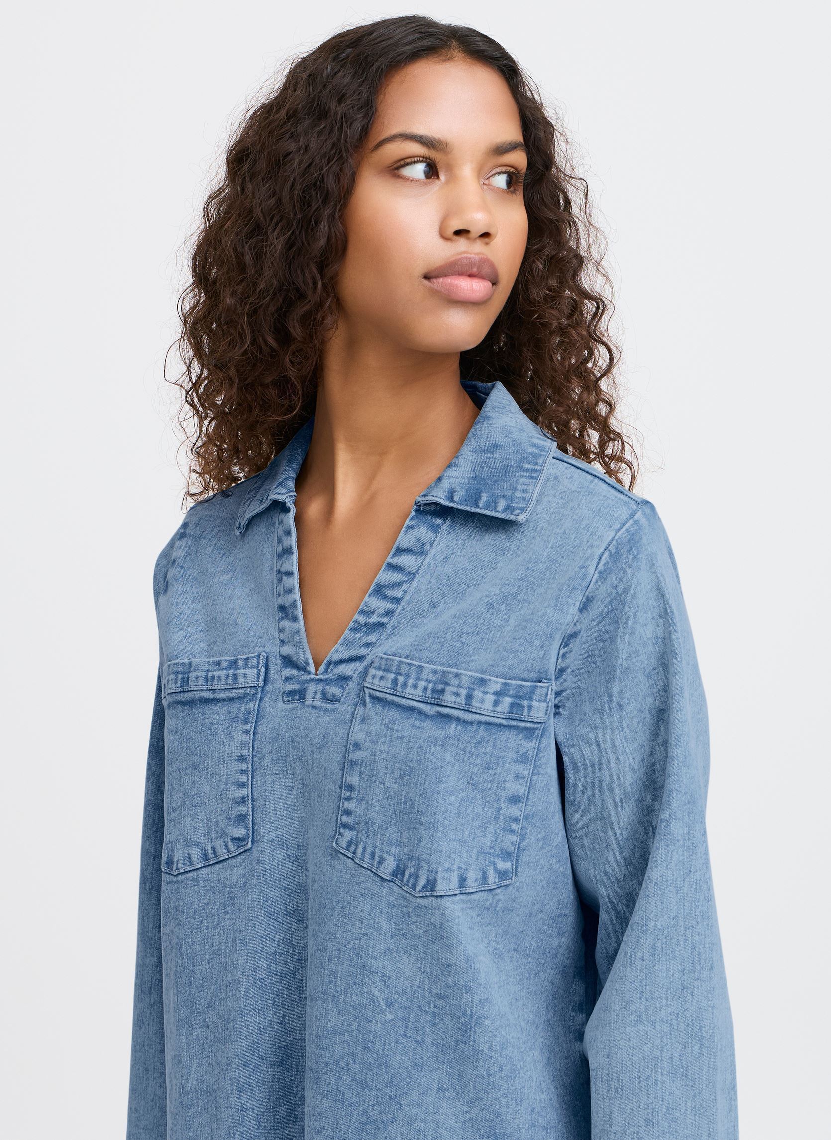 Kleider IHBONNIES DR damen blau Ichi Kleider IHBONNIES DR damen blau Light blue washed