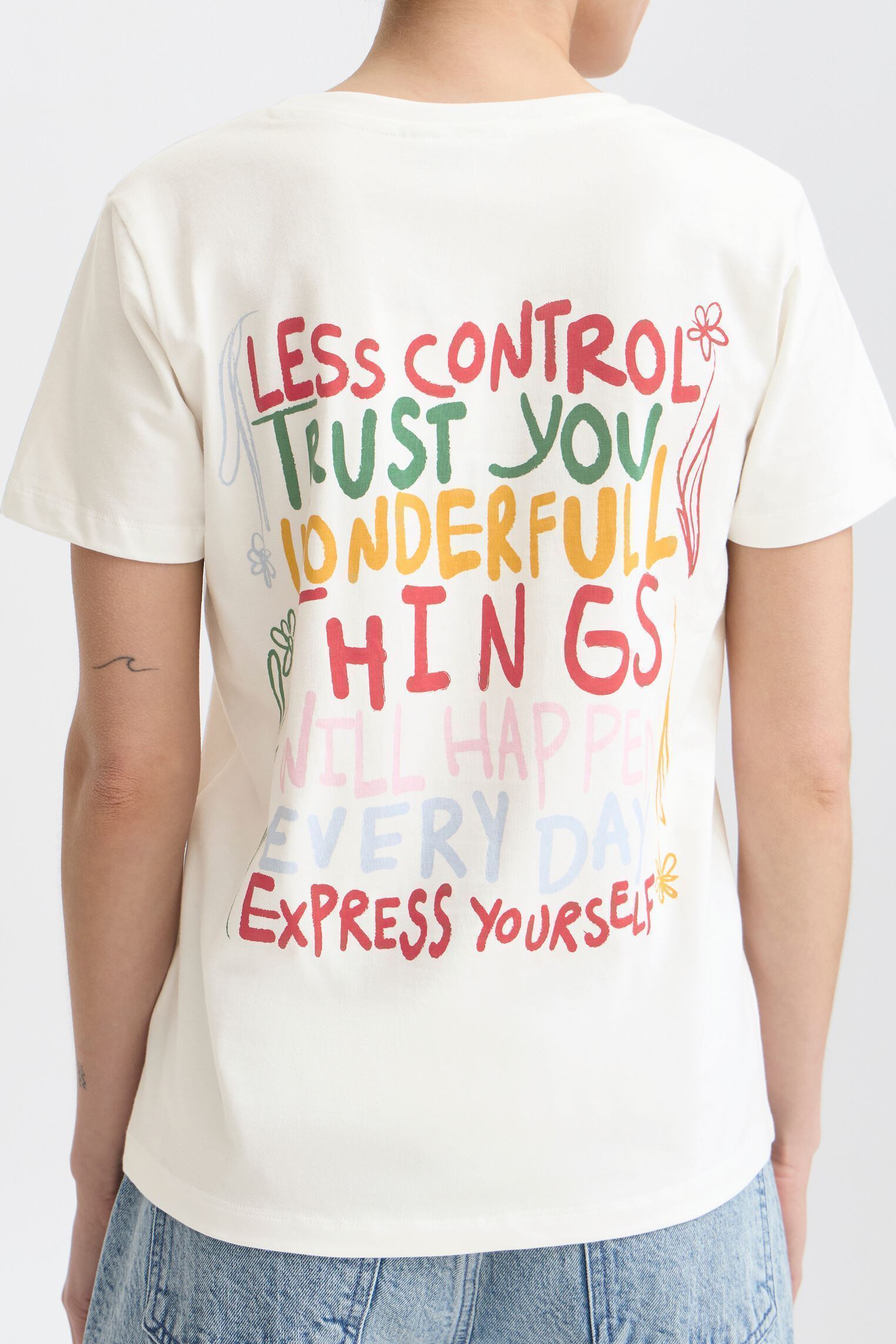 T-shirt a maniche corte IHPALMONI SS donna bianco Ichi T-shirt a maniche corte IHPALMONI SS donna bianco Cloud Dancer