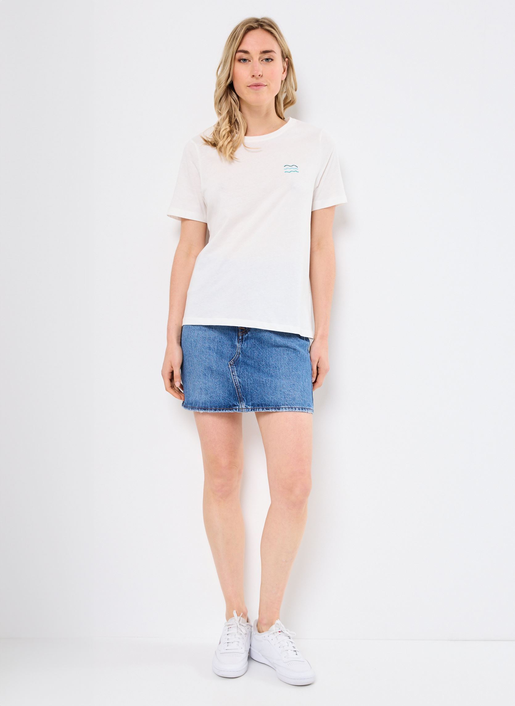 Tee-shirts manches courtes BYSOBBE EMB TSHIRT 2 - femme blanc B-Young Tee-shirts manches courtes BYSOBBE EMB TSHIRT 2 - femme blanc MARSHMALLOW