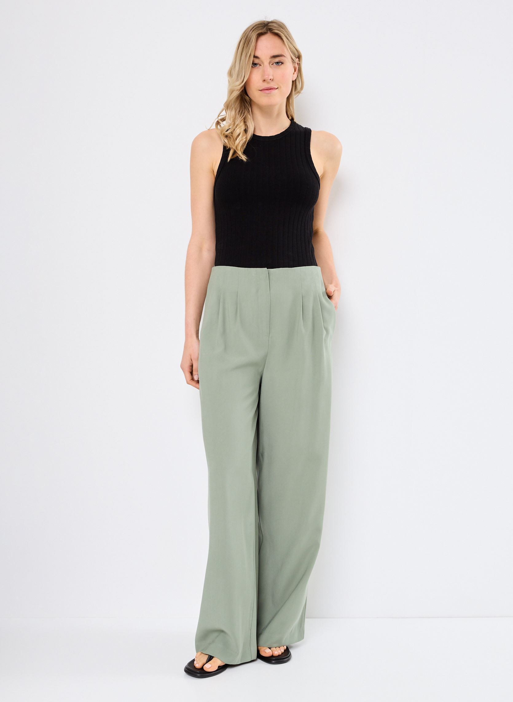 Pantalons larges BYDALANO WIDE PANTS - femme vert B-Young Pantalons larges BYDALANO WIDE PANTS - femme vert Sea spray