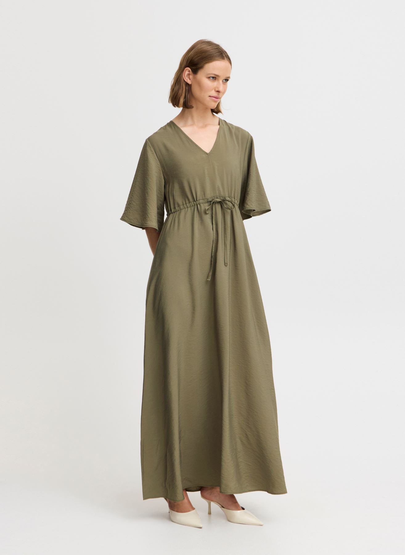 Robes longues BYMMHAILEY VNECK MAXI DRESS - femme vert B-Young Robes longues BYMMHAILEY VNECK MAXI DRESS - femme vert Kalamata