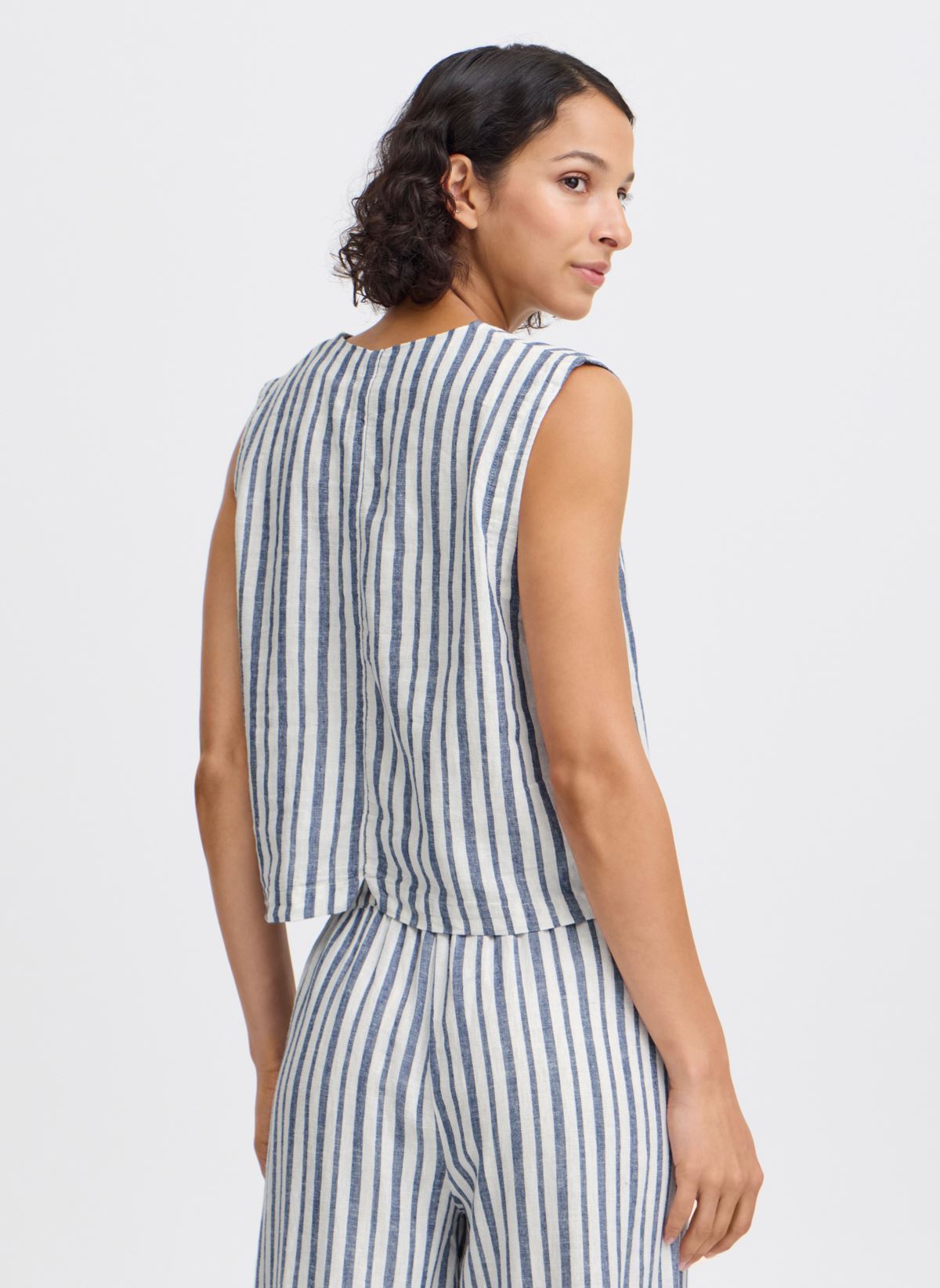 Gilets BYFALAKKA WAISTCOAT - femme blanc B-Young Gilets BYFALAKKA WAISTCOAT - femme blanc Marshmallow Stripe Mix