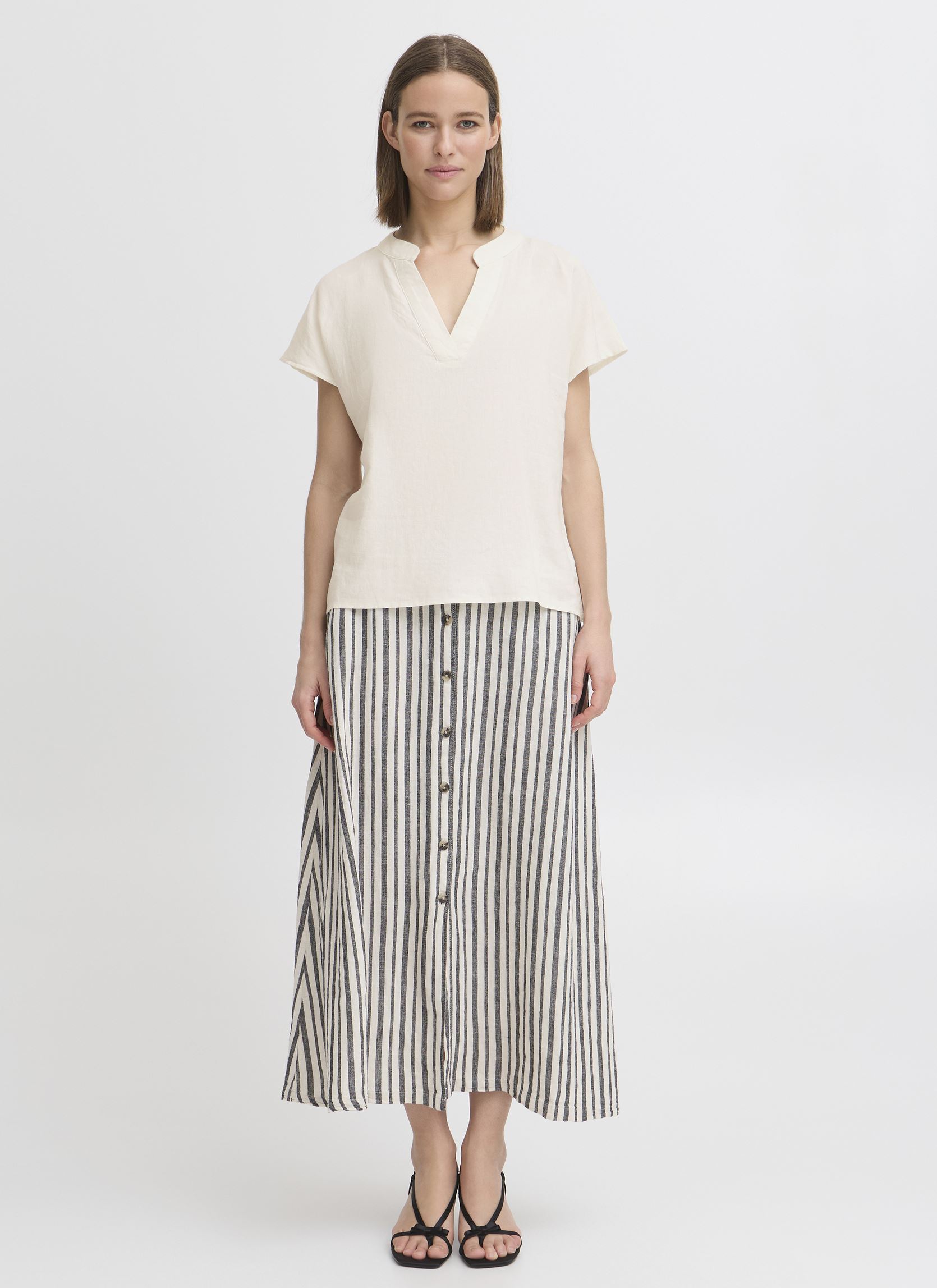 Blouses manches courtes BYFALAKKA V BLOUSE - femme blanc B-Young Blouses manches courtes BYFALAKKA V BLOUSE - femme blanc Marshmallow