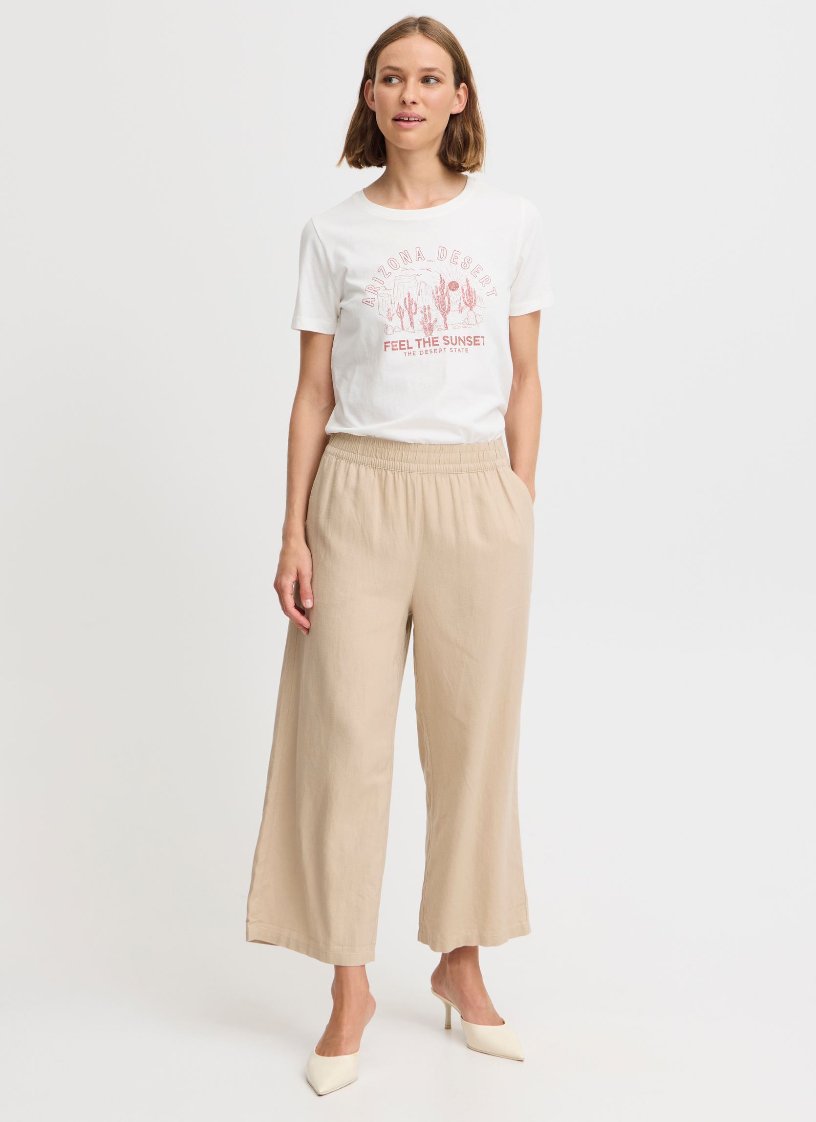 Tee-shirts manches courtes BYSOBBE DESERT TSHIRT - femme blanc B-Young Tee-shirts manches courtes BYSOBBE DESERT TSHIRT - femme blanc Marshmallow