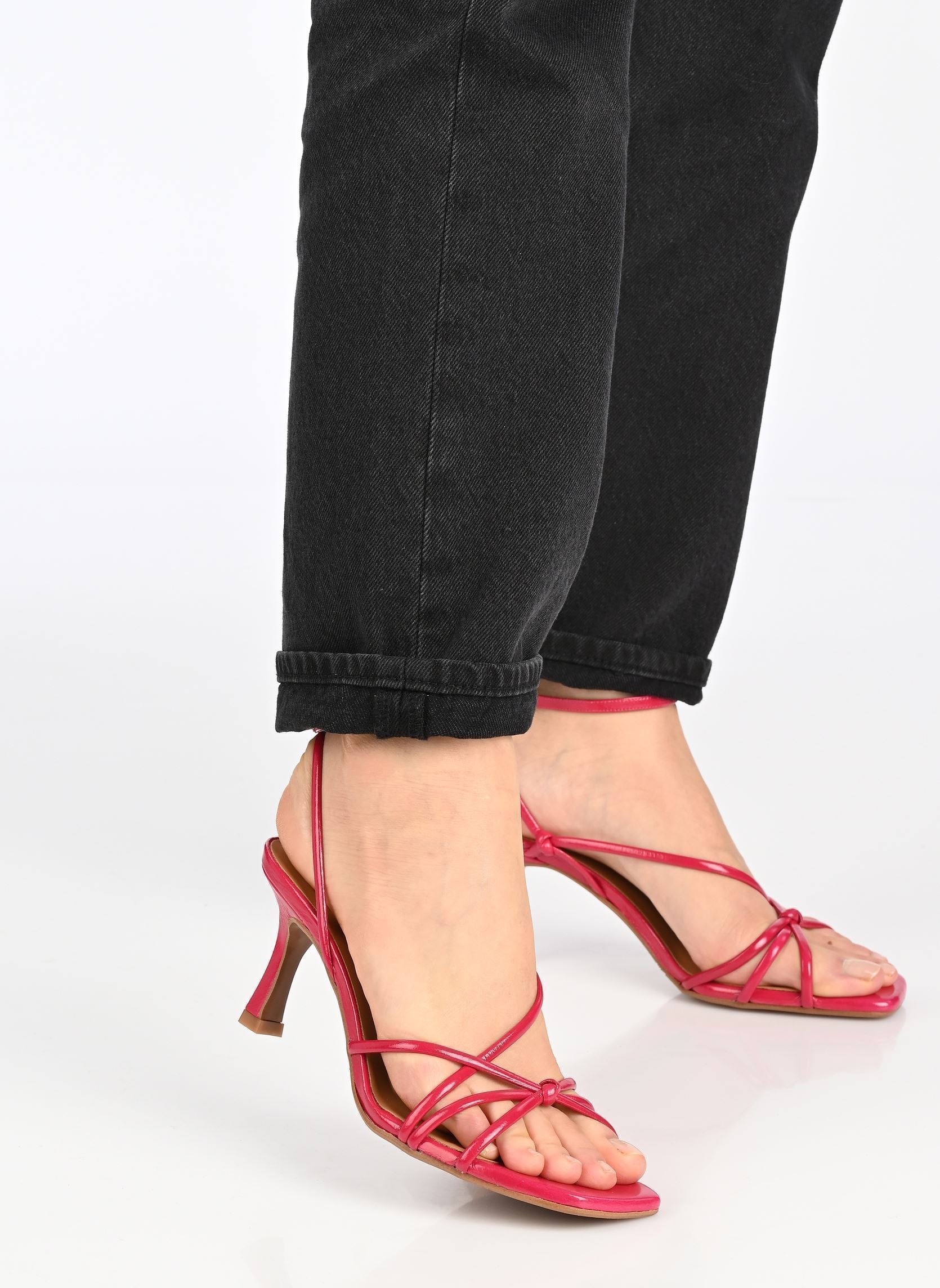 Sandales A8171 femme rose Billi Bi Sandales A8171 femme rose Fuxia naplack