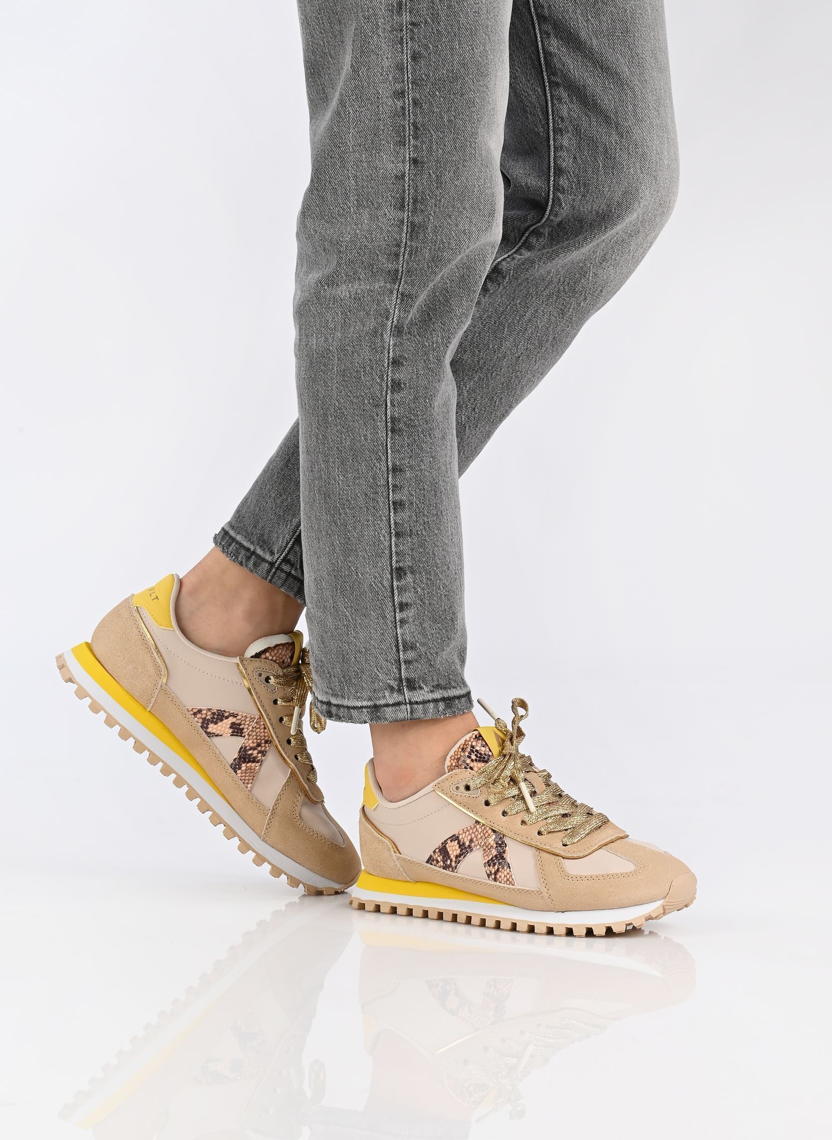 Niedrige Sneaker Gate damen beige ASFVLT Niedrige Sneaker Gate damen beige TAN SNAKE YELLOW