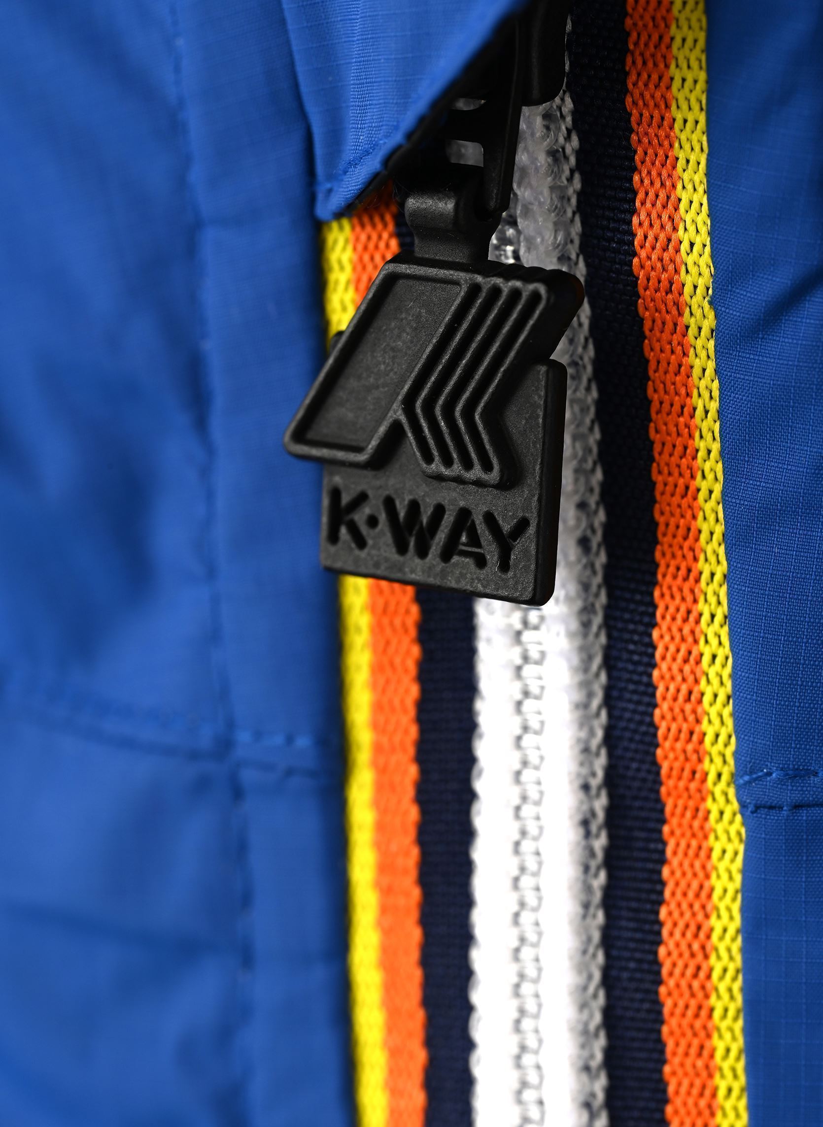 Vestes imperméables et coupe-vents P. LE VRAI 4.0 CLAUDE bleu K-Way Vestes imperméables et coupe-vents P. LE VRAI 4.0 CLAUDE bleu BLUE ROYAL MARINE