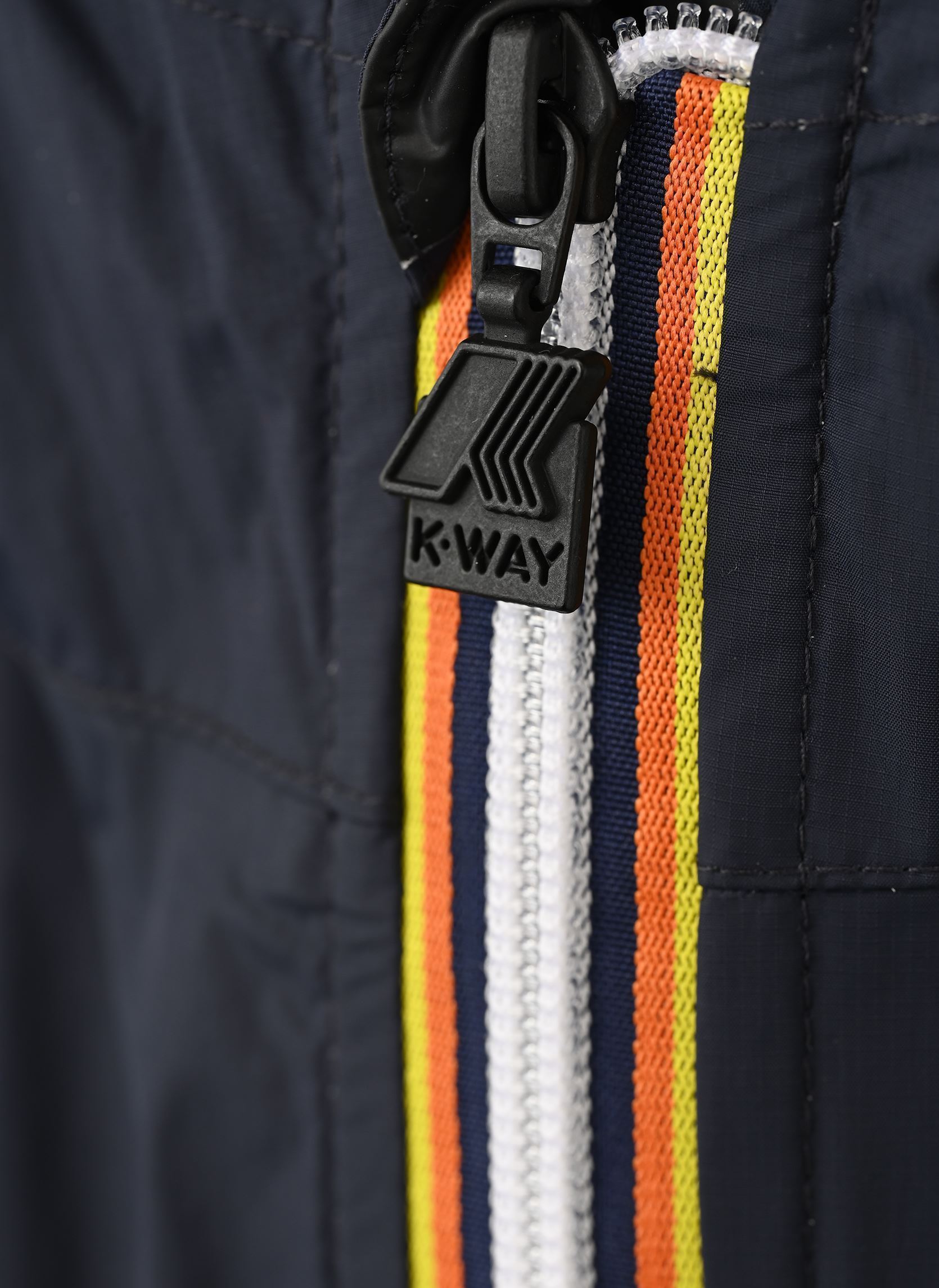 Vestes imperméables et coupe-vents P. LE VRAI 4.0 CLAUDE bleu K-Way Vestes imperméables et coupe-vents P. LE VRAI 4.0 CLAUDE bleu DEPHT BLUE