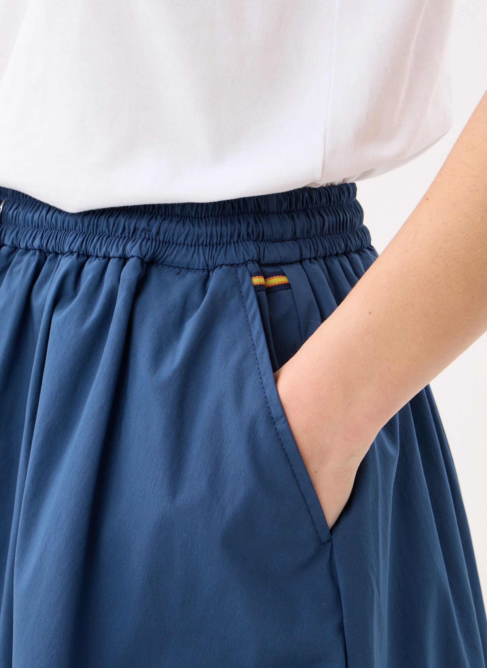 Midi-Röcke MOSELLA LIGHT POPLIN TECH damen blau K-Way Midi-Röcke MOSELLA LIGHT POPLIN TECH damen blau BLUE INSIGNIA