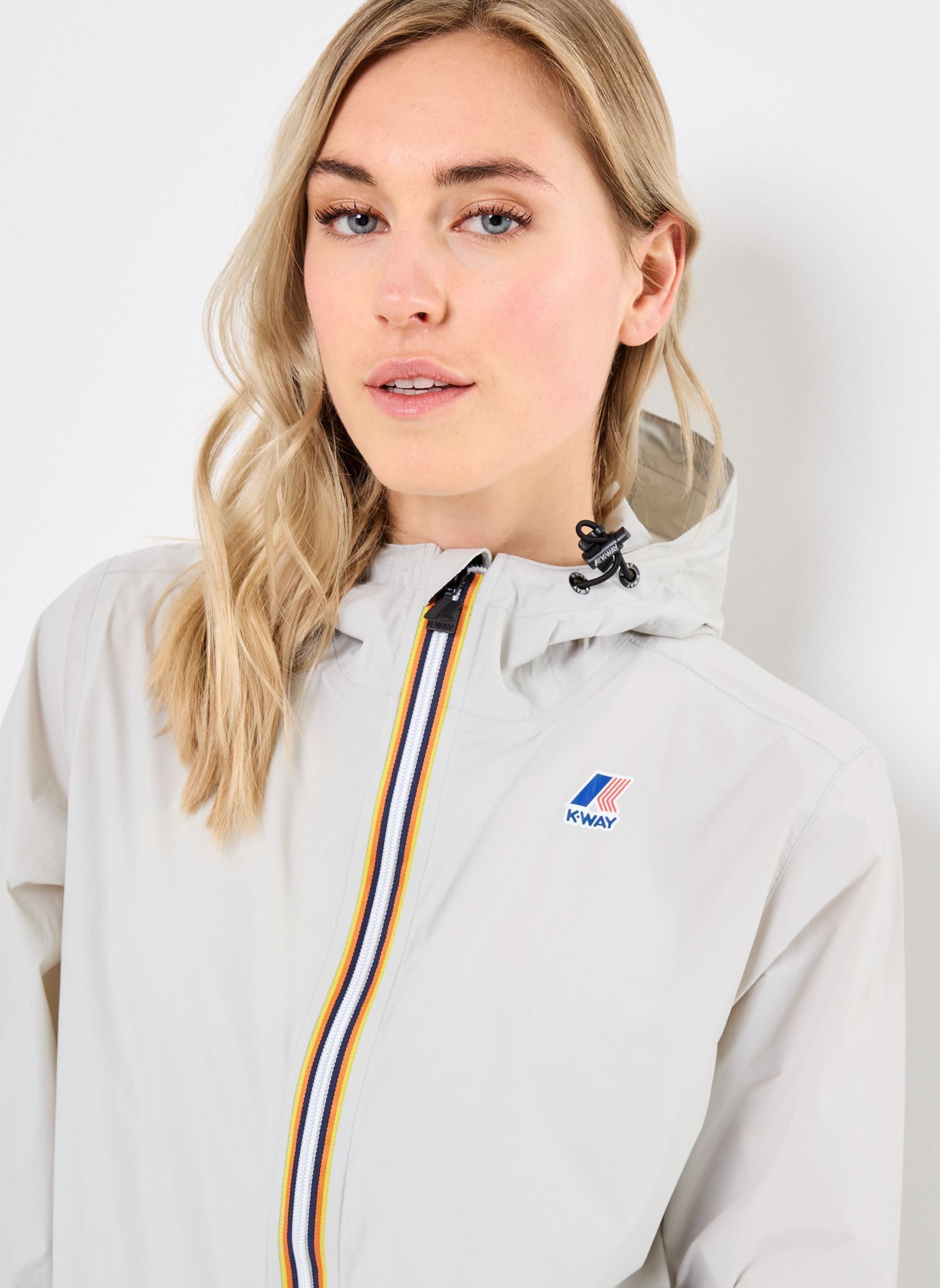 Vestes imperméable LE VRAI 4.0 CLAUDE - Unisexe beige K-Way Vestes imperméable LE VRAI 4.0 CLAUDE - Unisexe beige BEIGE LT