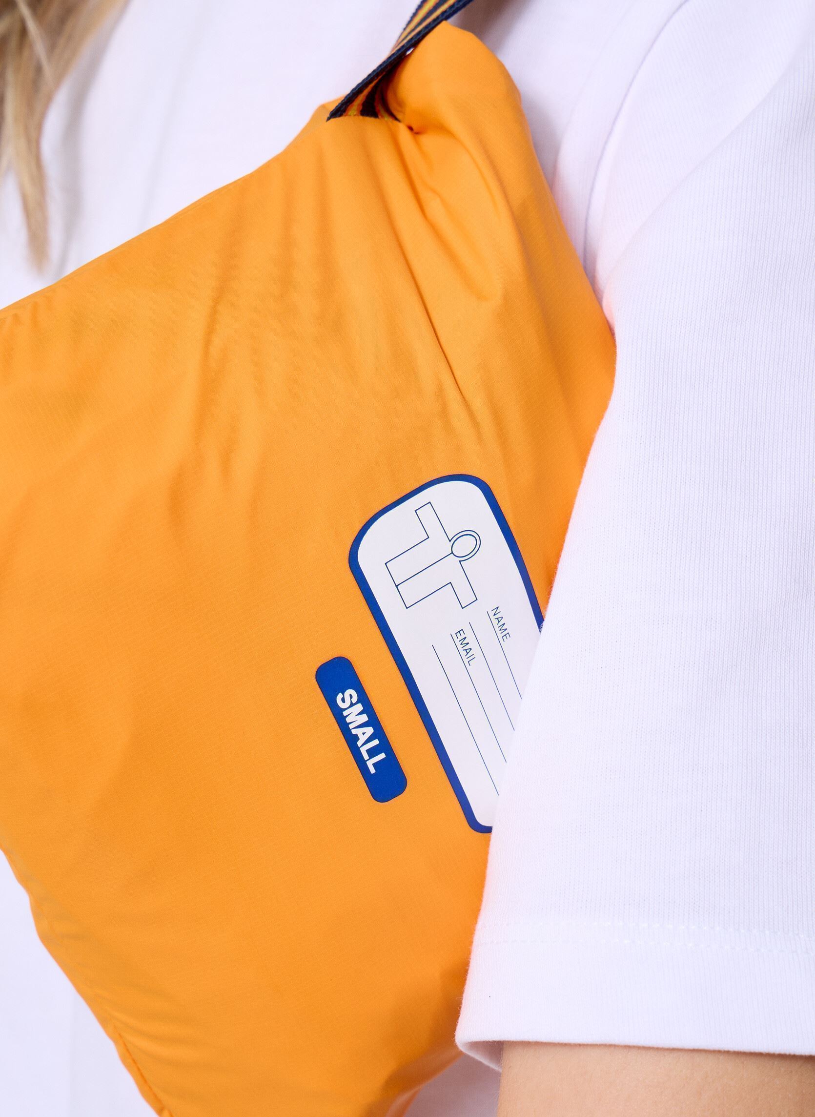 Vestes imperméable LE VRAI 4.0 CLAUDE - Unisexe orange K-Way Vestes imperméable LE VRAI 4.0 CLAUDE - Unisexe orange ORANGE