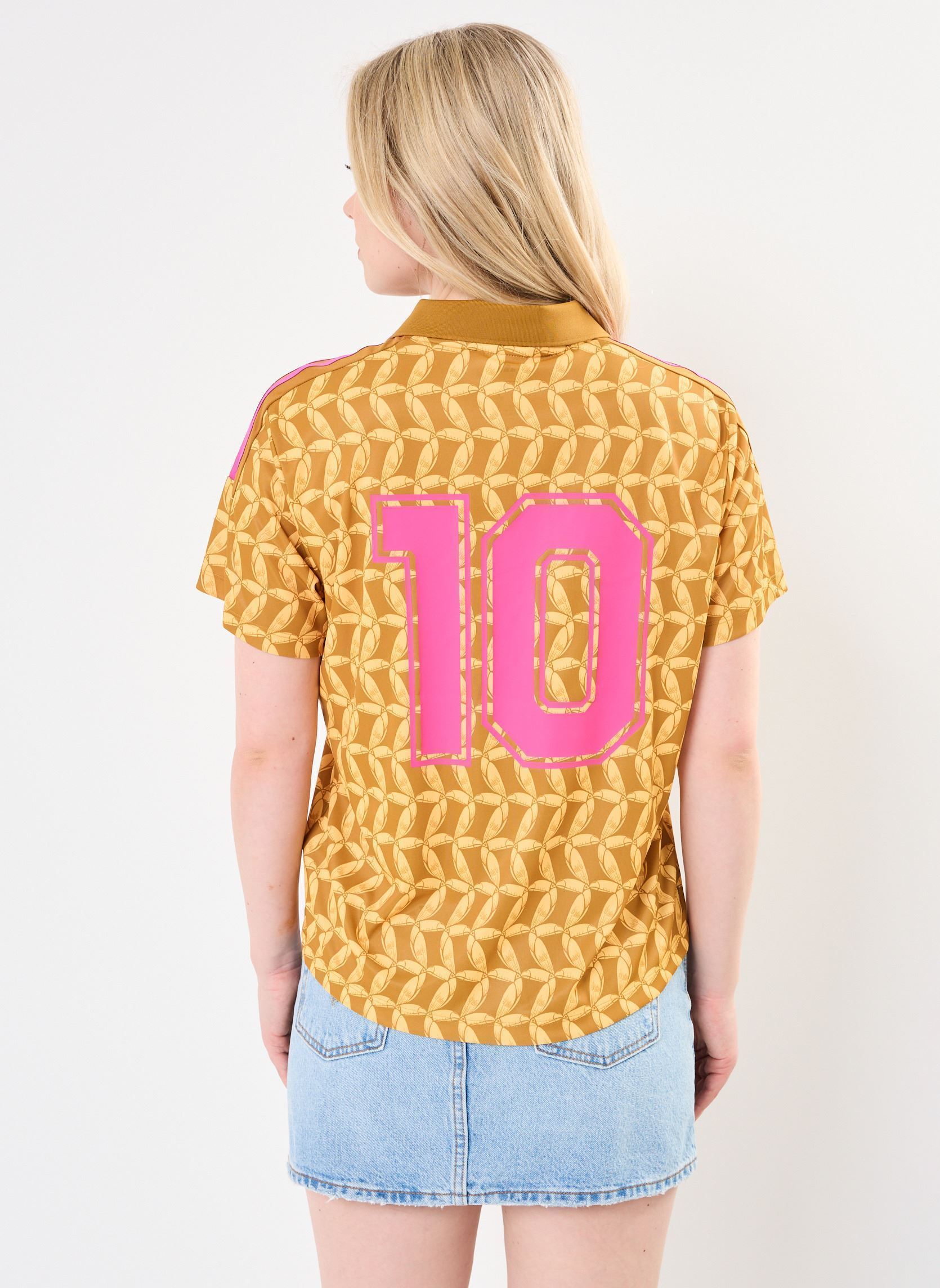 Tee-shirts FARM TIRO TEE femme jaune adidas sportswear Tee-shirts FARM TIRO TEE femme jaune GOLOCH/SEMSPA