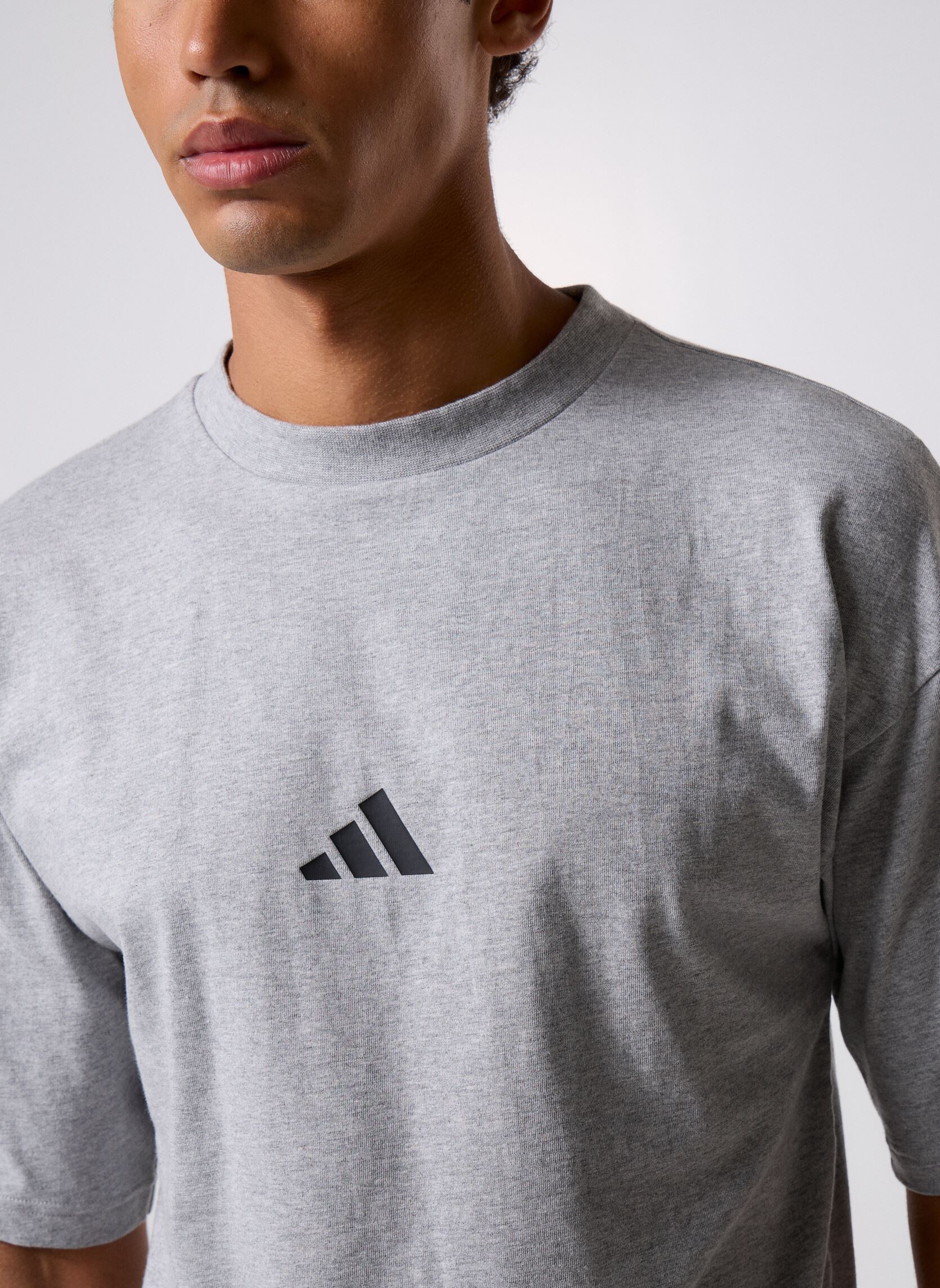 Tee-shirts manches courtes M FI SL T homme gris adidas sportswear Tee-shirts manches courtes M FI SL T homme gris Mgreyh
