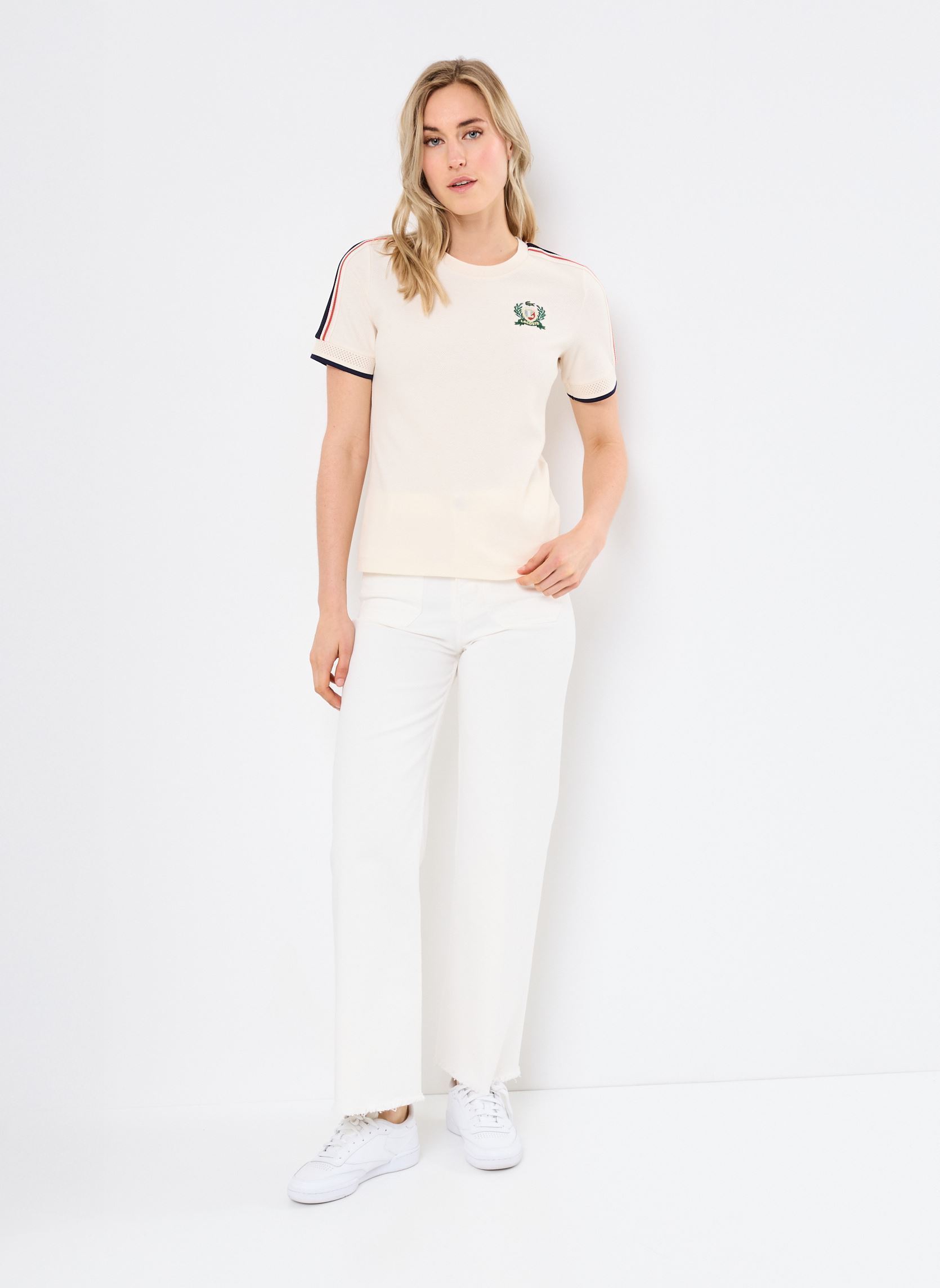 Kurzarm-T-Shirts Tee-shirt Lacoste TF9630 damen weiß Lacoste Kurzarm-T-Shirts Tee-shirt Lacoste TF9630 damen weiß LAPONIE