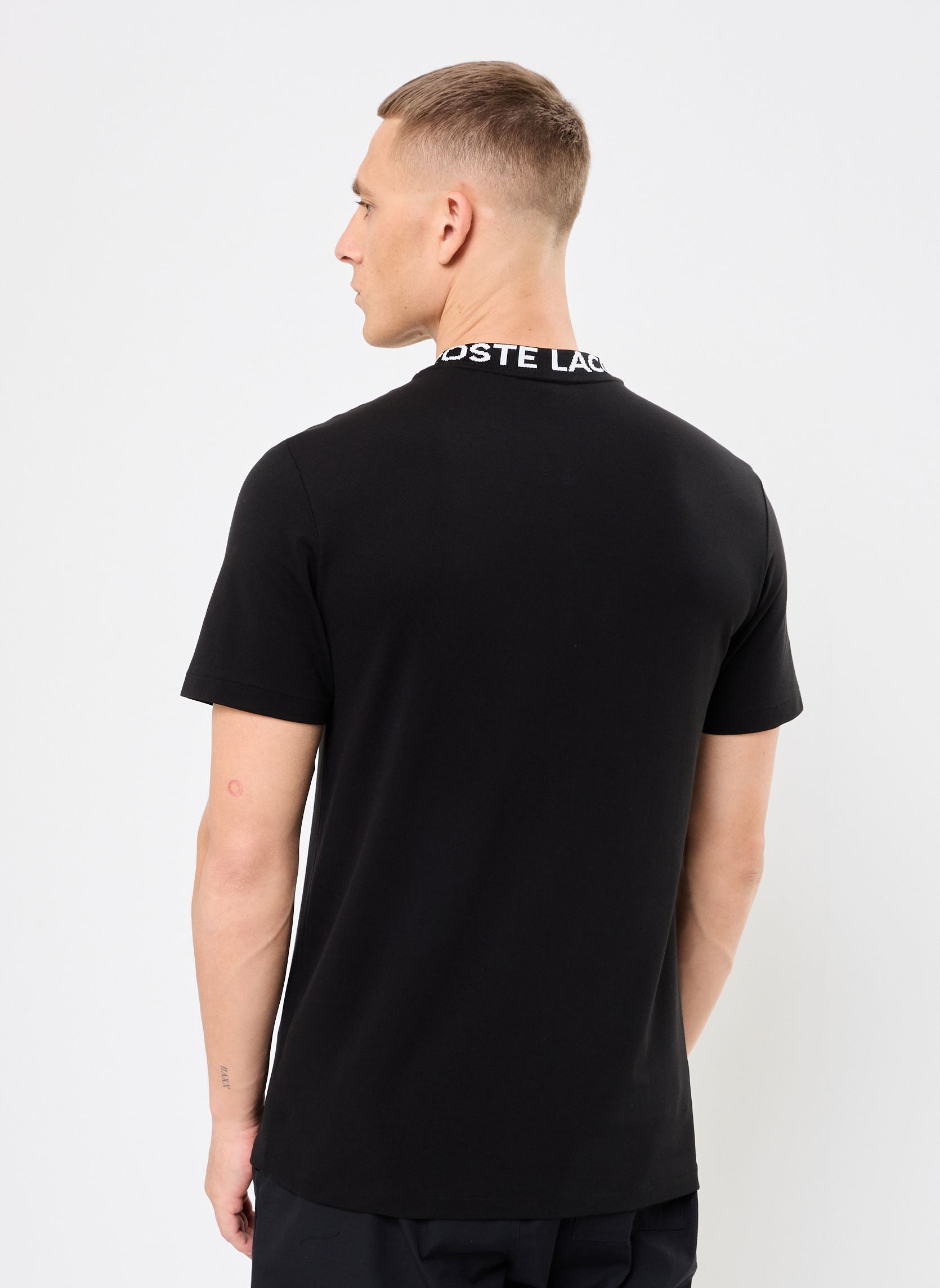 Tee-shirts manches courtes Tee-shirt Lacoste TH9582 homme noir Lacoste Tee-shirts manches courtes Tee-shirt Lacoste TH9582 homme noir NOIR
