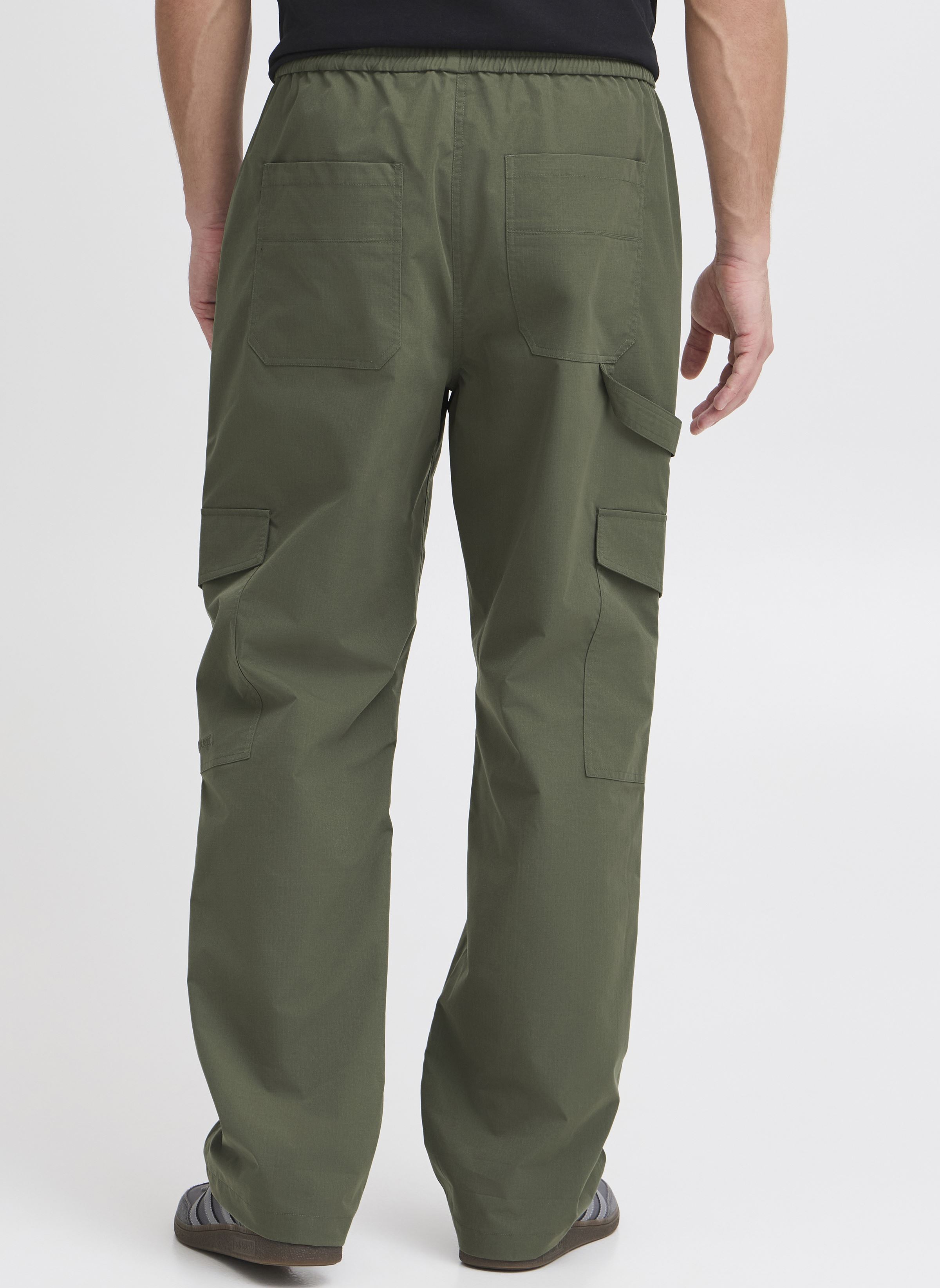 Pantalons larges JCMFIGO POCKET PANTS homme vert The Jogg Concept Pantalons larges JCMFIGO POCKET PANTS homme vert THYME