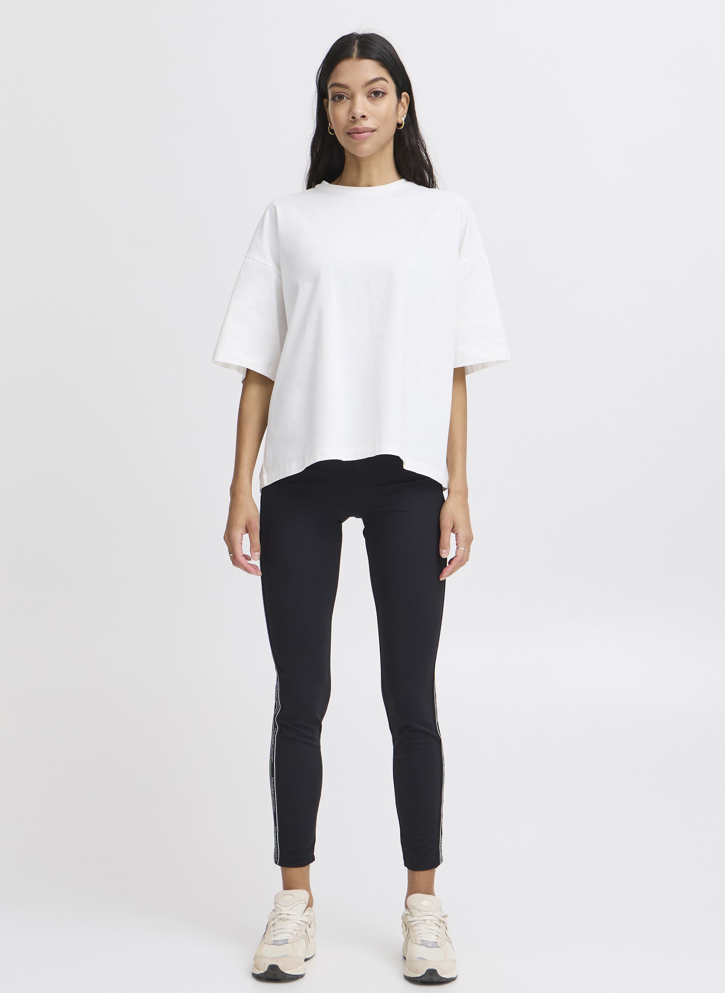 Kurzarm-T-Shirts JCSABITA EMB. TSHIRT damen weiß The Jogg Concept Kurzarm-T-Shirts JCSABITA EMB. TSHIRT damen weiß OFF WHITE