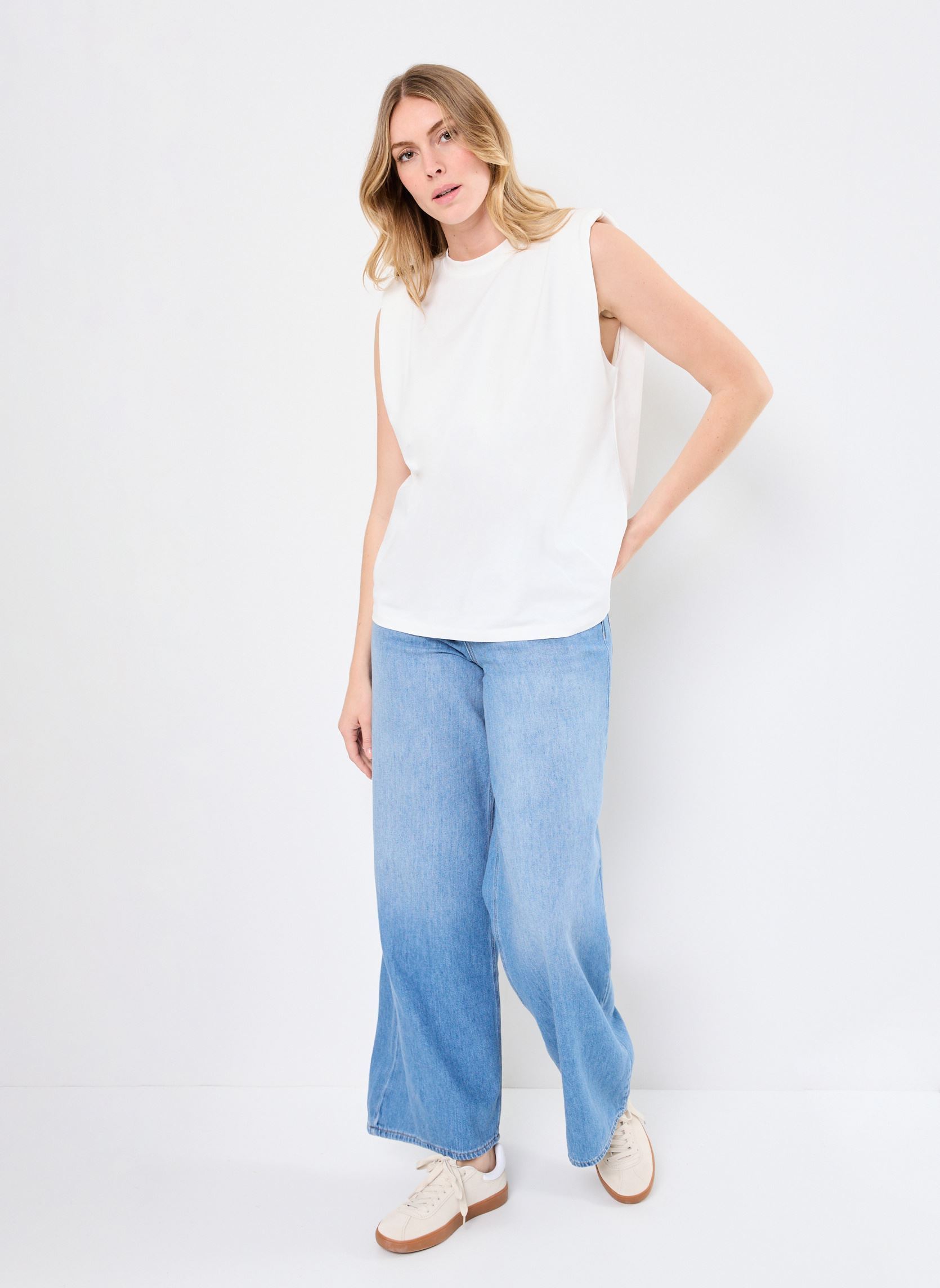 Hemdjes JCSIMONA SHOULDER TSHIRT dames wit The Jogg Concept Hemdjes JCSIMONA SHOULDER TSHIRT dames wit OFF WHITE