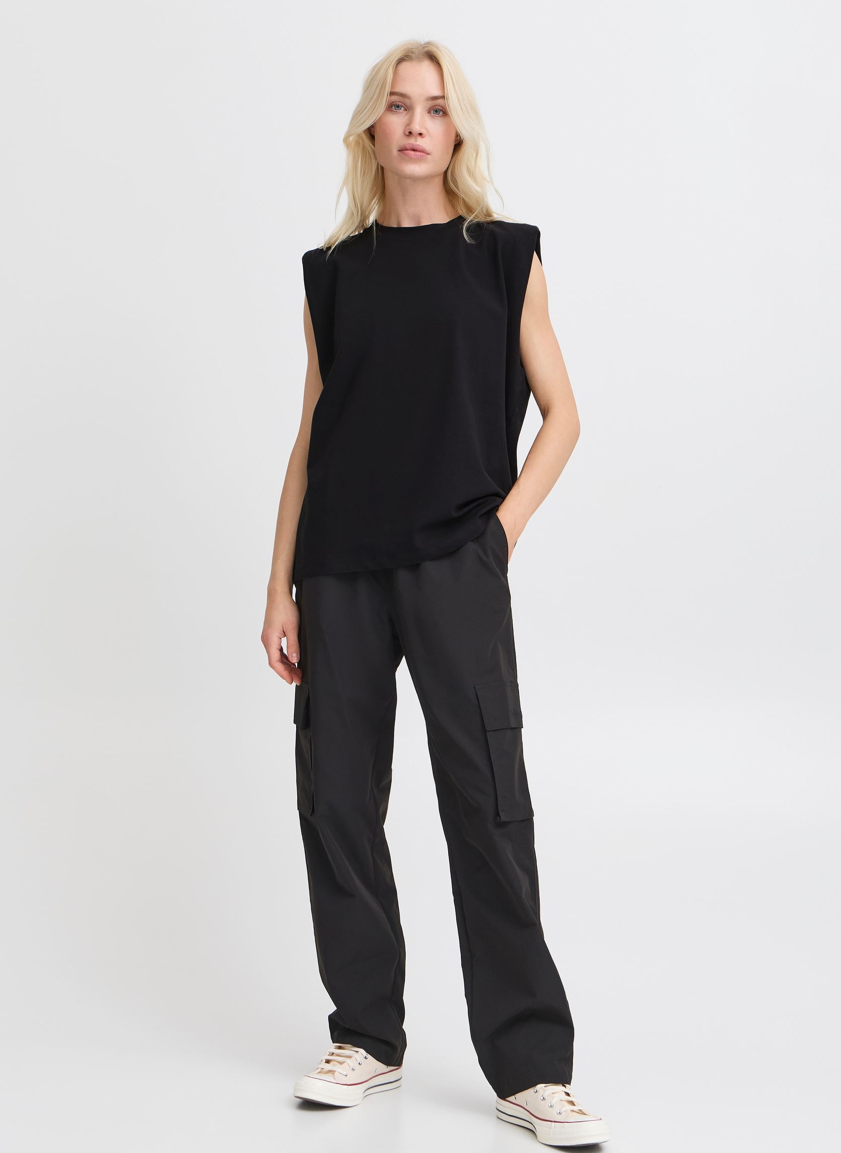 Tanktops JCSIMONA SHOULDER TSHIRT damen schwarz The Jogg Concept Tanktops JCSIMONA SHOULDER TSHIRT damen schwarz BLACK