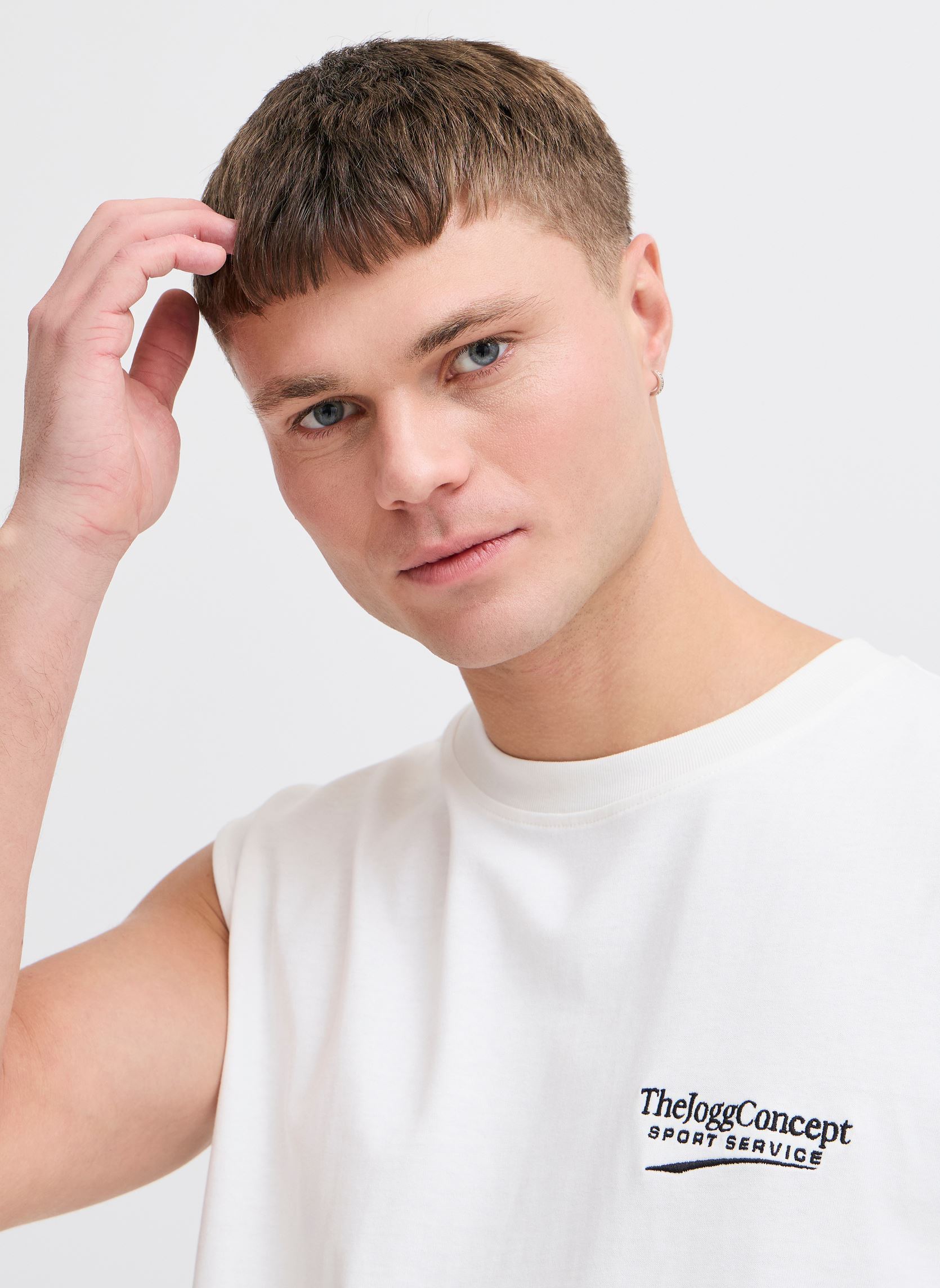 Hemdjes JCMSAMI SLEEVELESS TSHIRT heren wit The Jogg Concept Hemdjes JCMSAMI SLEEVELESS TSHIRT heren wit OFF WHITE