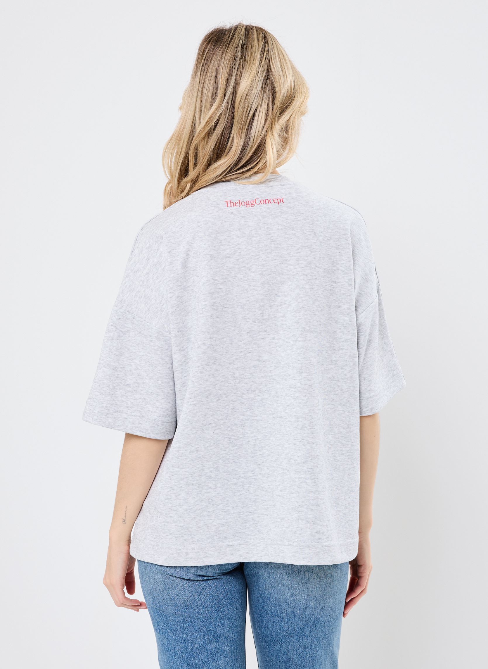 Tee-shirts manches courtes JCSAJA SS EMB. SWEAT femme gris The Jogg Concept Tee-shirts manches courtes JCSAJA SS EMB. SWEAT femme gris LIGTH GREY MELANGE MIX