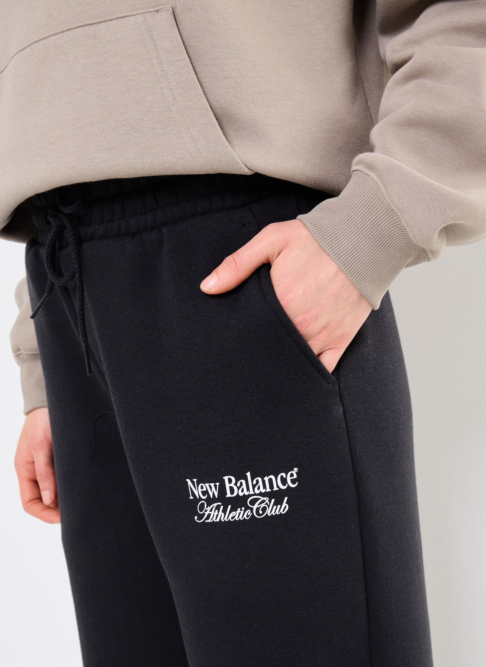 Trainingsbroeken Wide Leg Jogger dames zwart New Balance Trainingsbroeken Wide Leg Jogger dames zwart BLACK