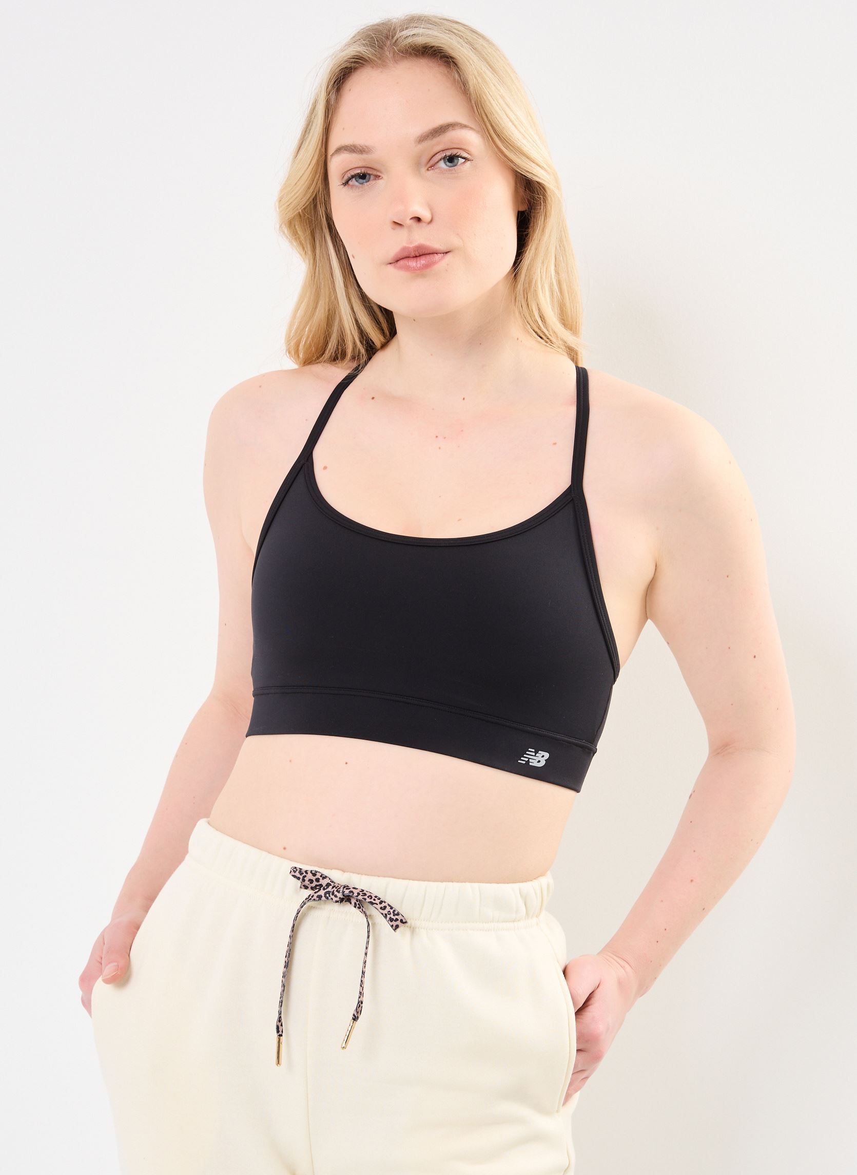 Brassières de sport New Balance NB Essential Yoga Bra EU - vue 3