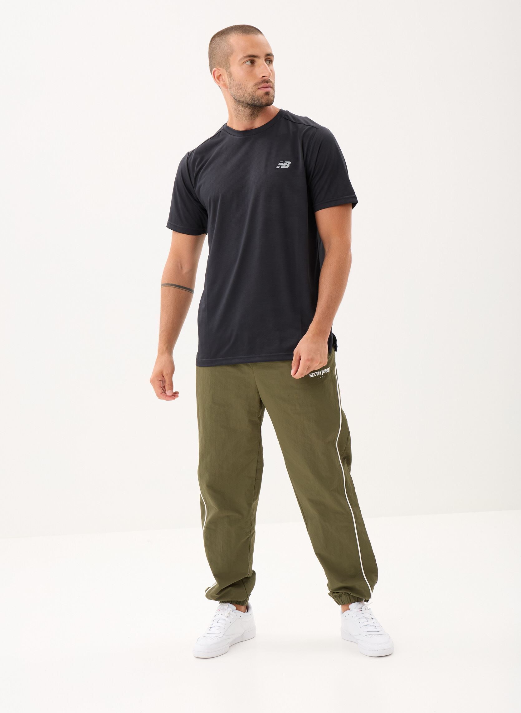 Tee-shirts manches courtes Sport Essentials T-Shirt Men homme noir New Balance Tee-shirts manches courtes Sport Essentials T-Shirt Men homme noir BLACK