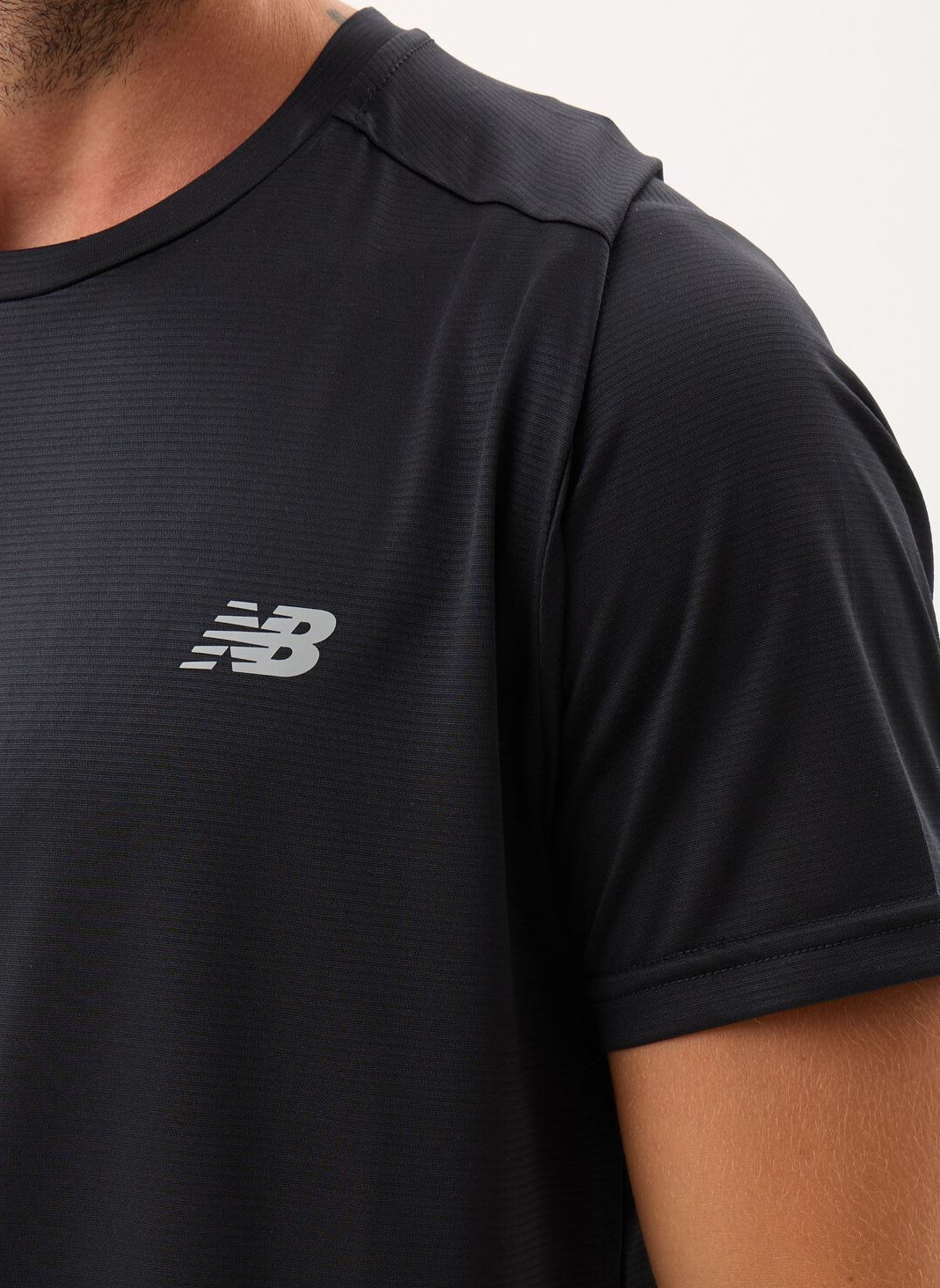 Tee-shirts manches courtes Sport Essentials T-Shirt Men homme noir New Balance Tee-shirts manches courtes Sport Essentials T-Shirt Men homme noir BLACK