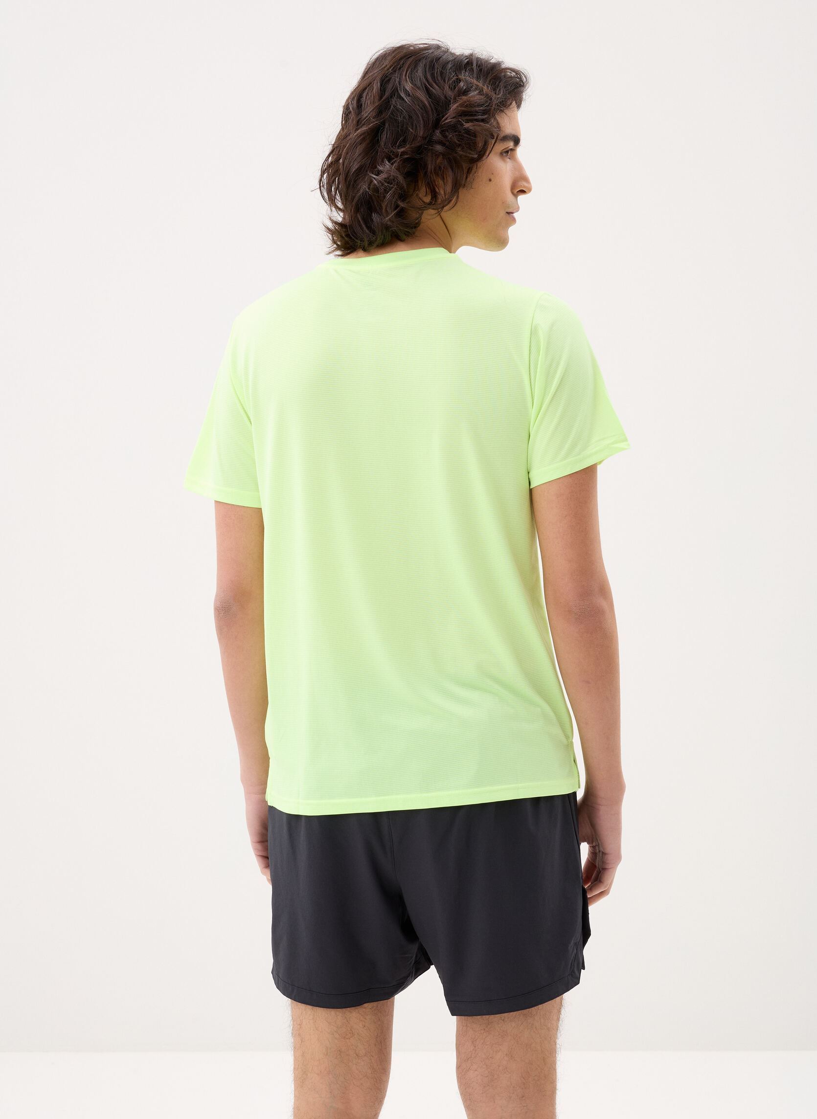 T-shirts met korte mouwen Sport Essentials T-Shirt Men heren geel New Balance T-shirts met korte mouwen Sport Essentials T-Shirt Men heren geel AFTERGLOW