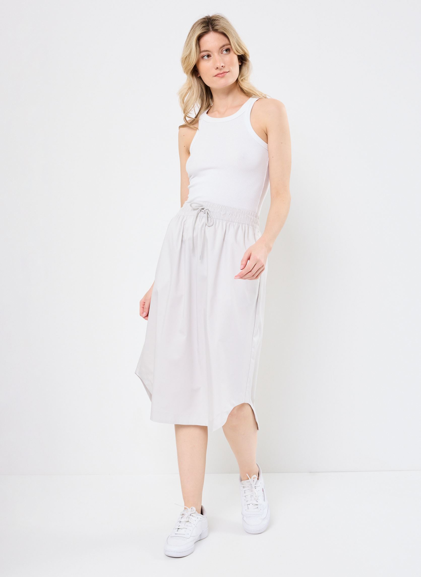 Faldas medianas Twill Midi Skirt mujer gris New Balance Faldas medianas Twill Midi Skirt mujer gris GREY MATTER