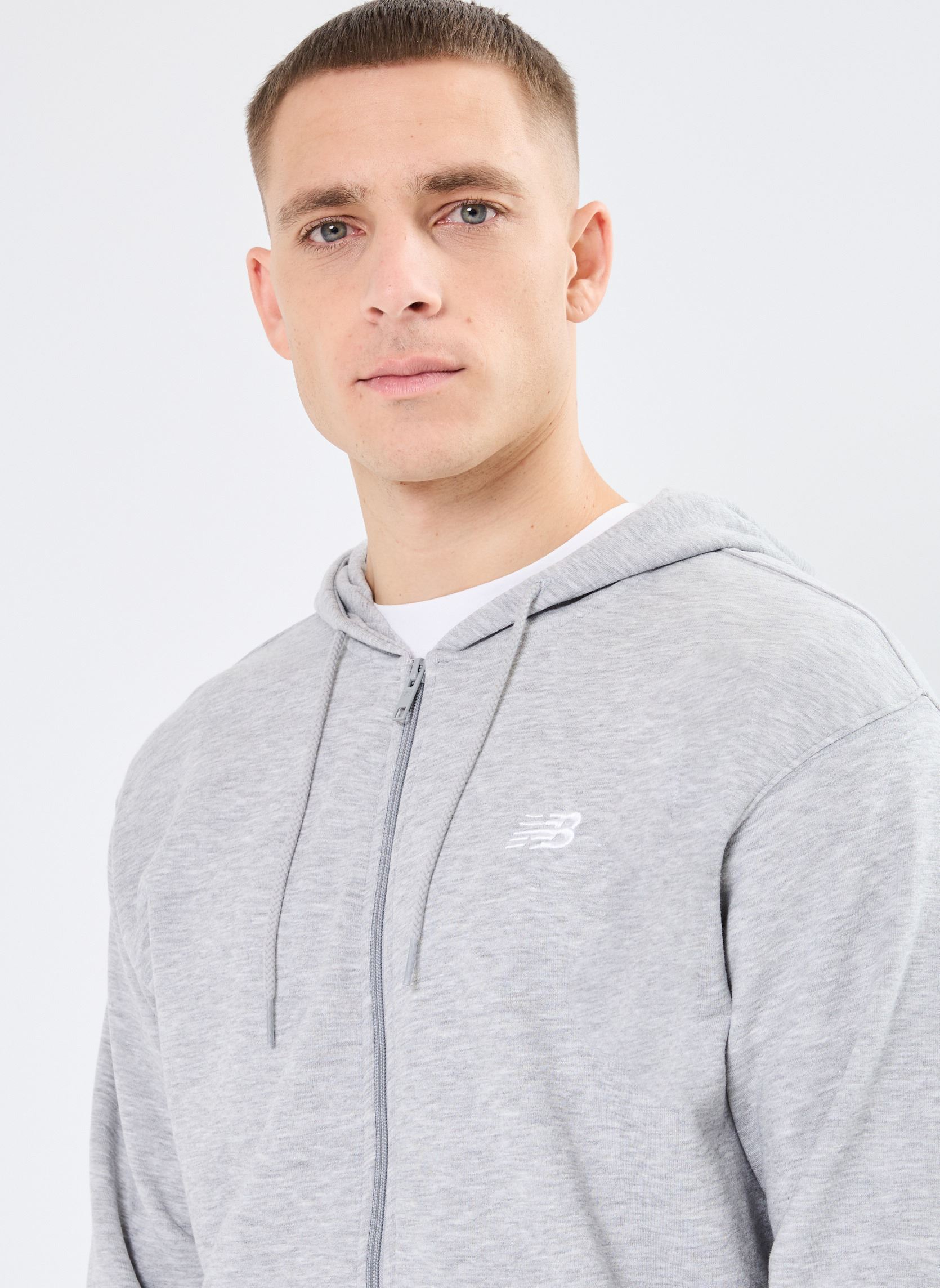 Sweats zippés Sport Essentials Logo French Terry Full homme gris New Balance Sweats zippés Sport Essentials Logo French Terry Full homme gris ATHLETIC GREY