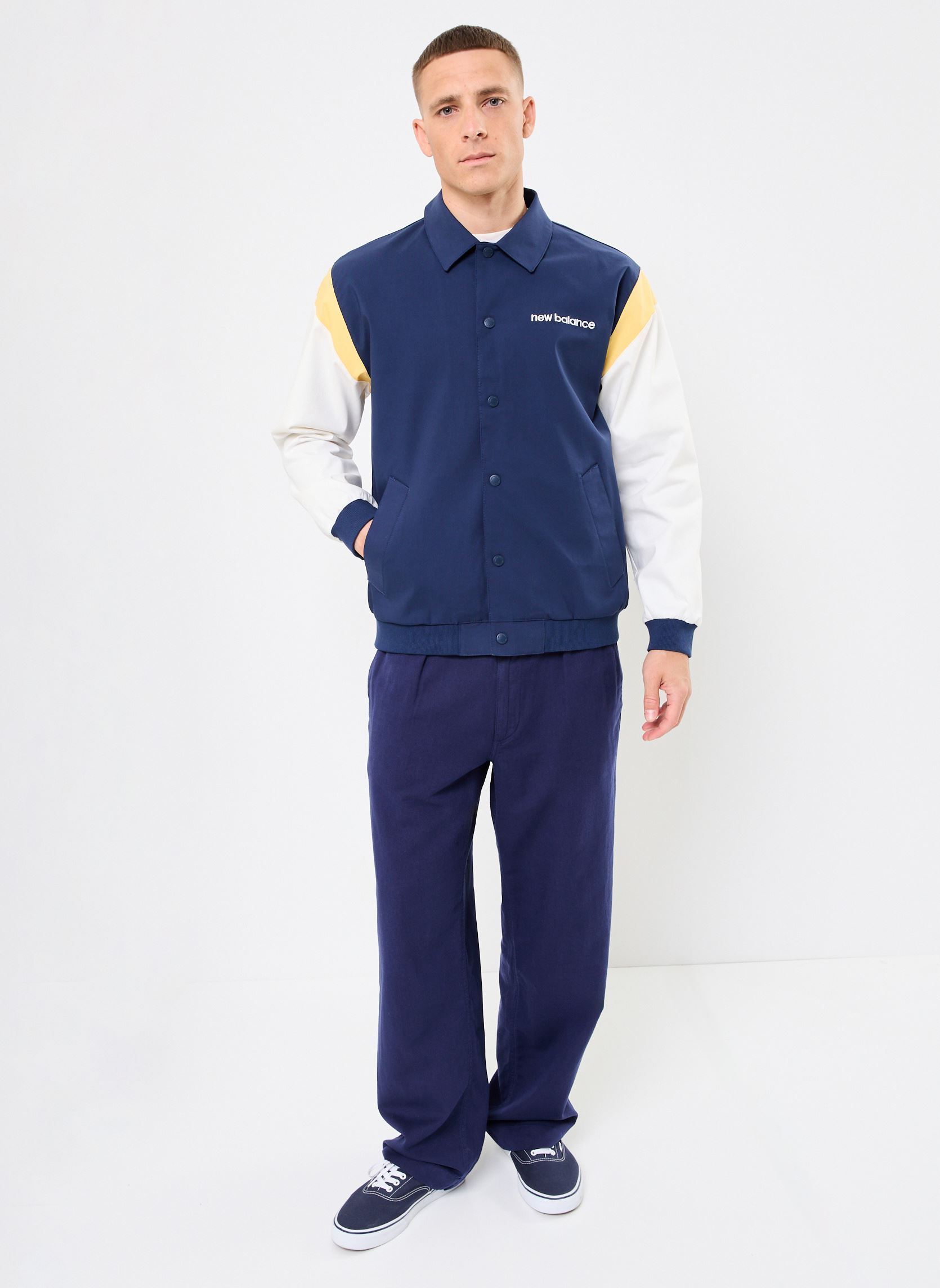 Bomberjacken Athletics Varsity Jacket herren blau New Balance Bomberjacken Athletics Varsity Jacket herren blau NB navy