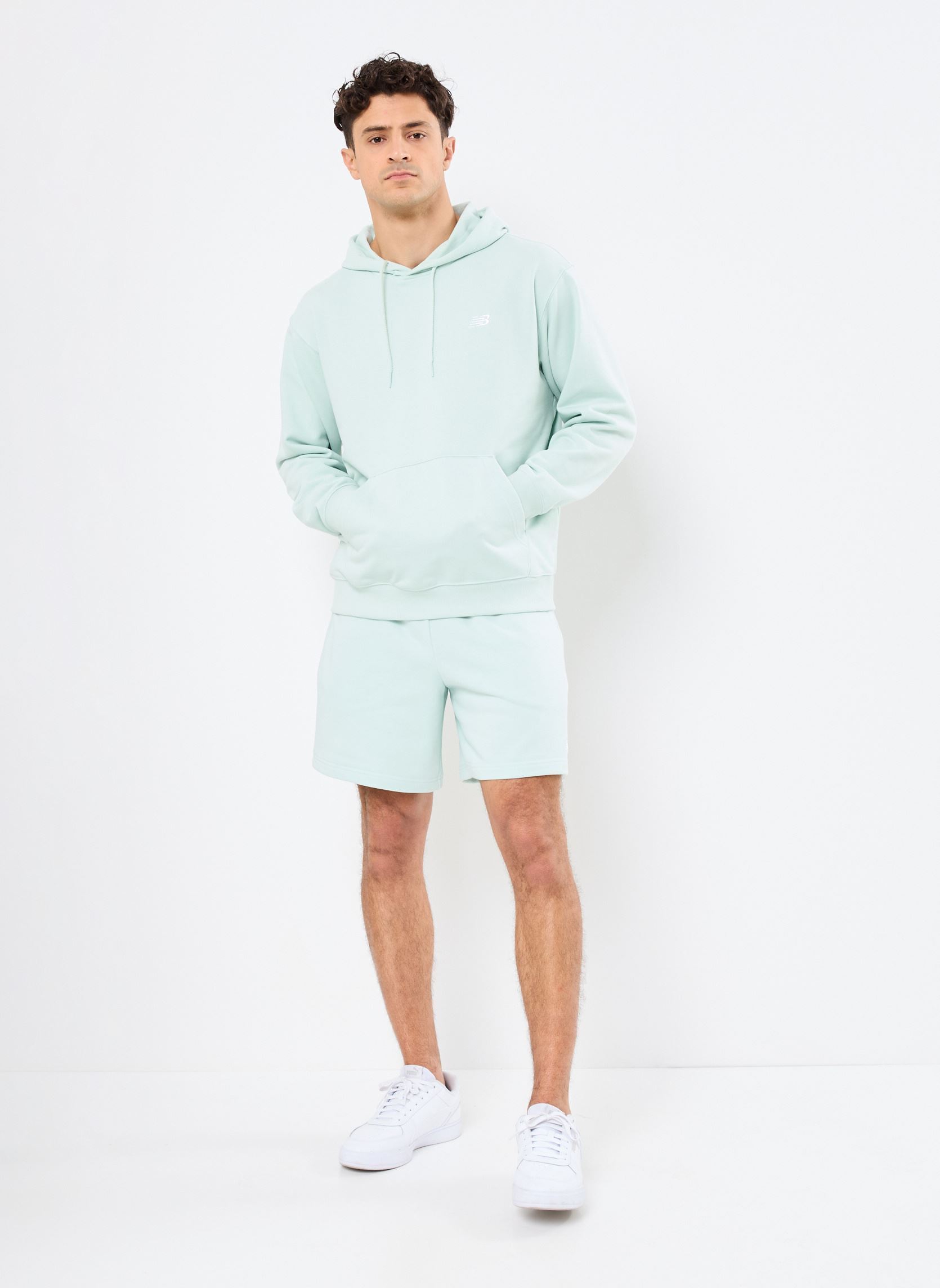 Sweats à capuche Sport Essentials French Terry Hoodie homme vert New Balance Sweats à capuche Sport Essentials French Terry Hoodie homme vert CLAY ASH