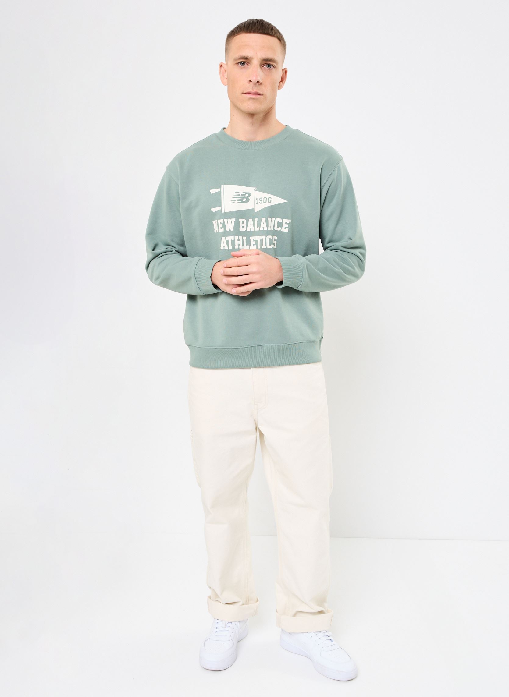 Hoodies Varsity Pennant Crew heren groen New Balance Hoodies Varsity Pennant Crew heren groen Dark Juniper
