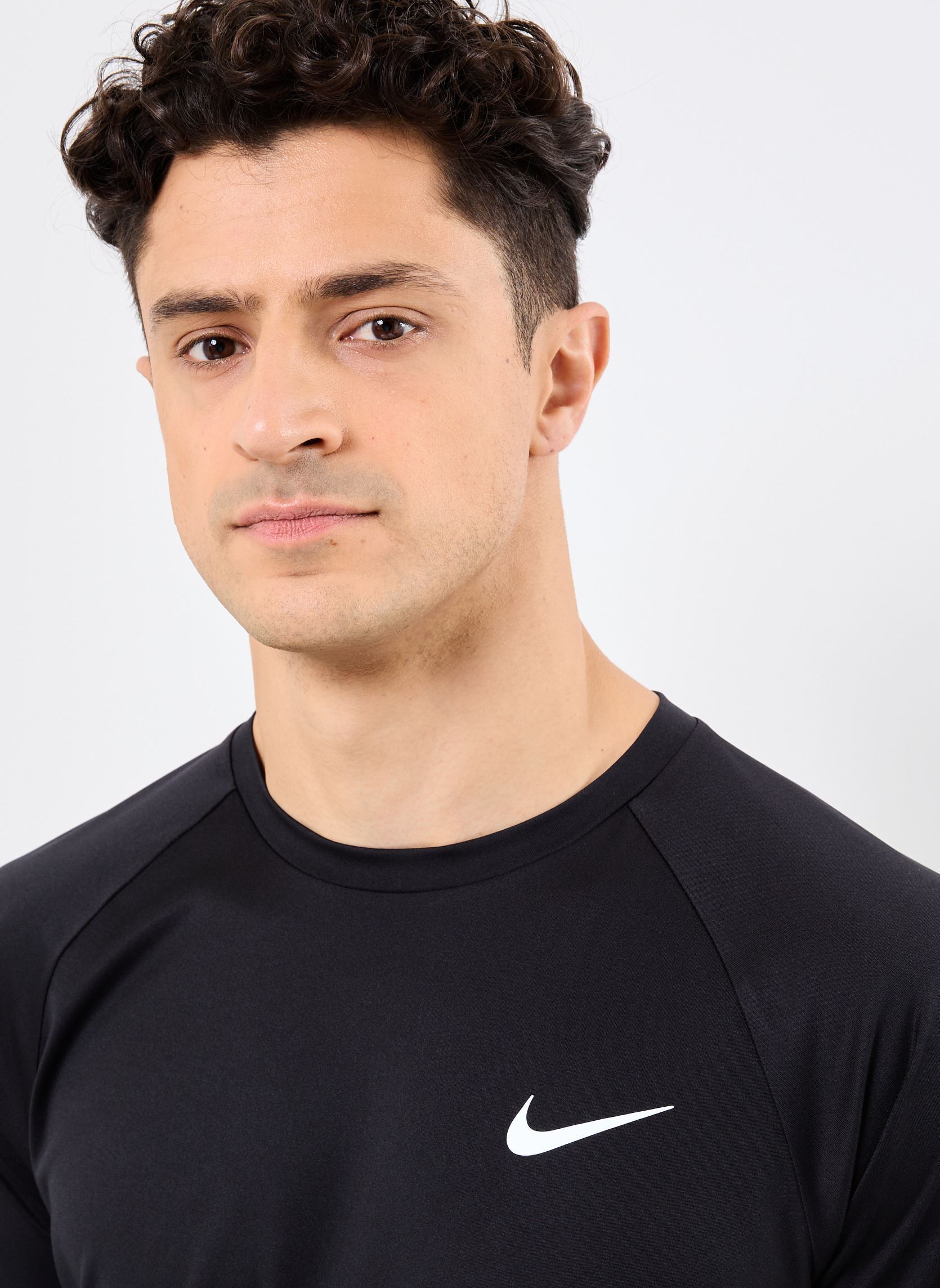 Tee-shirts manches courtes NESSA586 homme noir Nike Swim Tee-shirts manches courtes NESSA586 homme noir BLACK