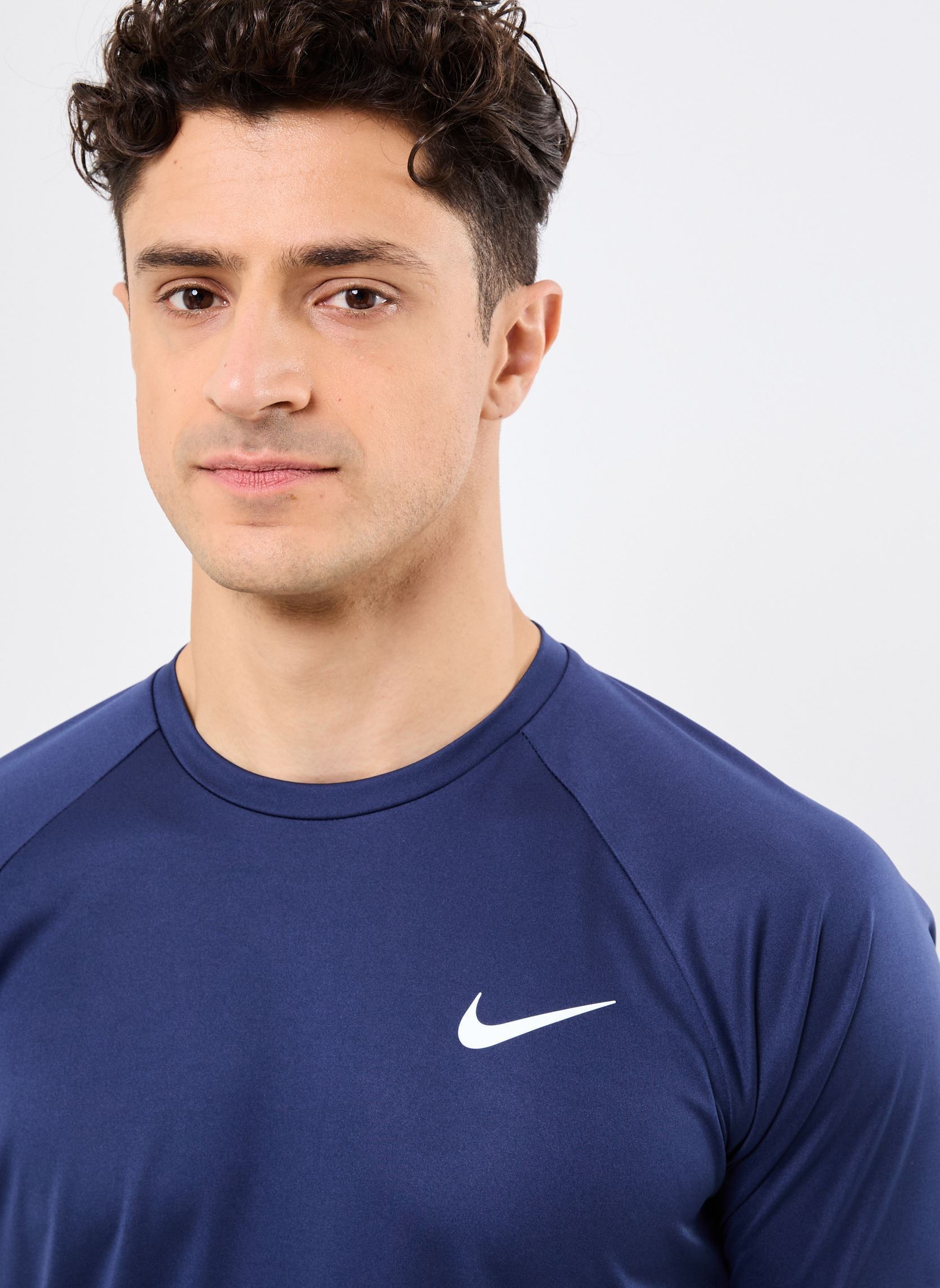 Tee-shirts manches courtes NESSA586 homme bleu Nike Swim Tee-shirts manches courtes NESSA586 homme bleu MIDNIGHT NAVY