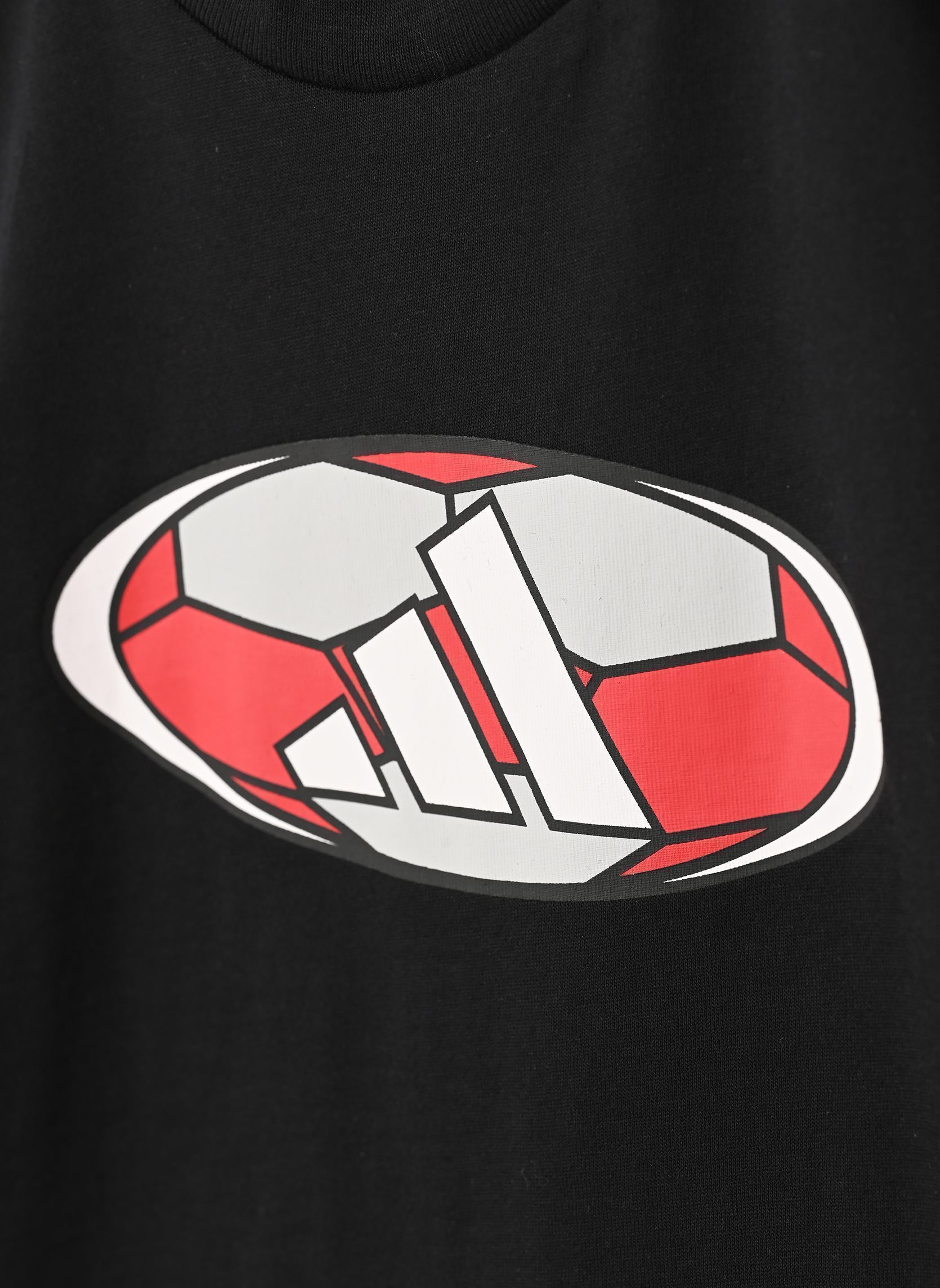 Tee-shirts manches courtes J HOT TEE noir adidas sportswear Tee-shirts manches courtes J HOT TEE noir BLACK