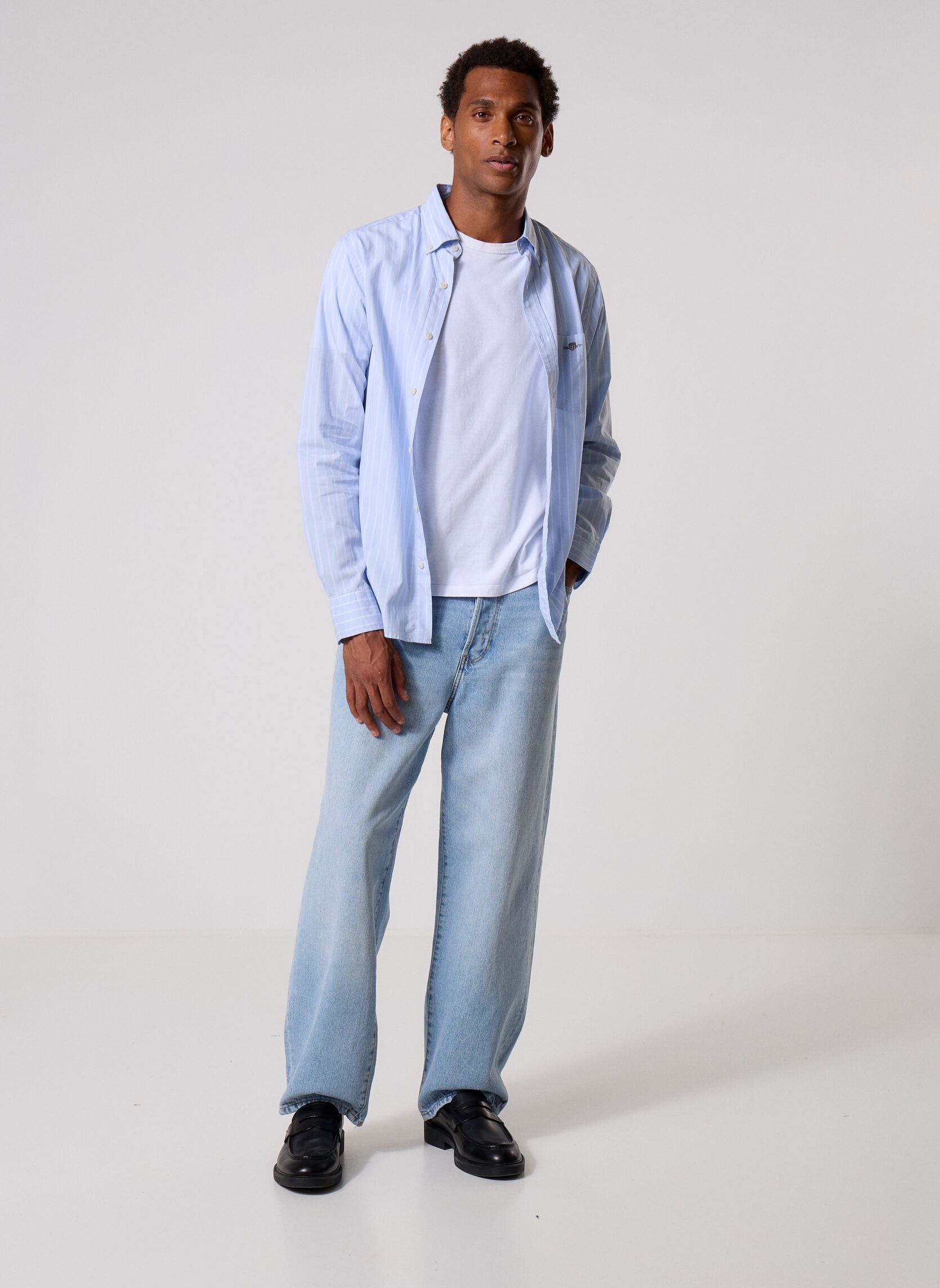 Chemises Reg Classic Poplin Stripe Shirt homme bleu GANT Chemises Reg Classic Poplin Stripe Shirt homme bleu LIGHT BLUE