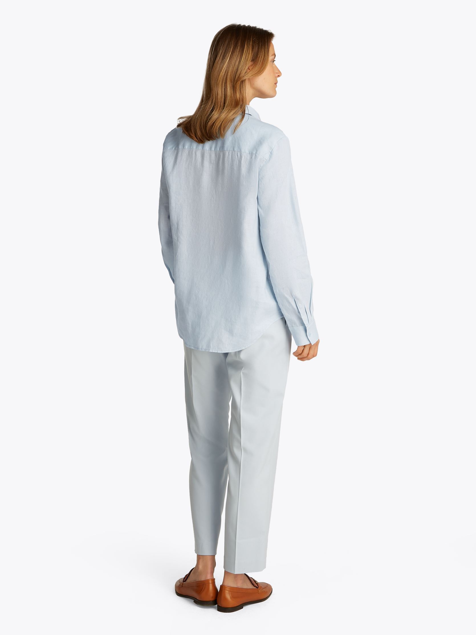 Chemises manches longues Ess Linen Relaxed Sh WW0WW44679 femme bleu Tommy Hilfiger Chemises manches longues Ess Linen Relaxed Sh WW0WW44679 femme bleu BREEZY BLUE