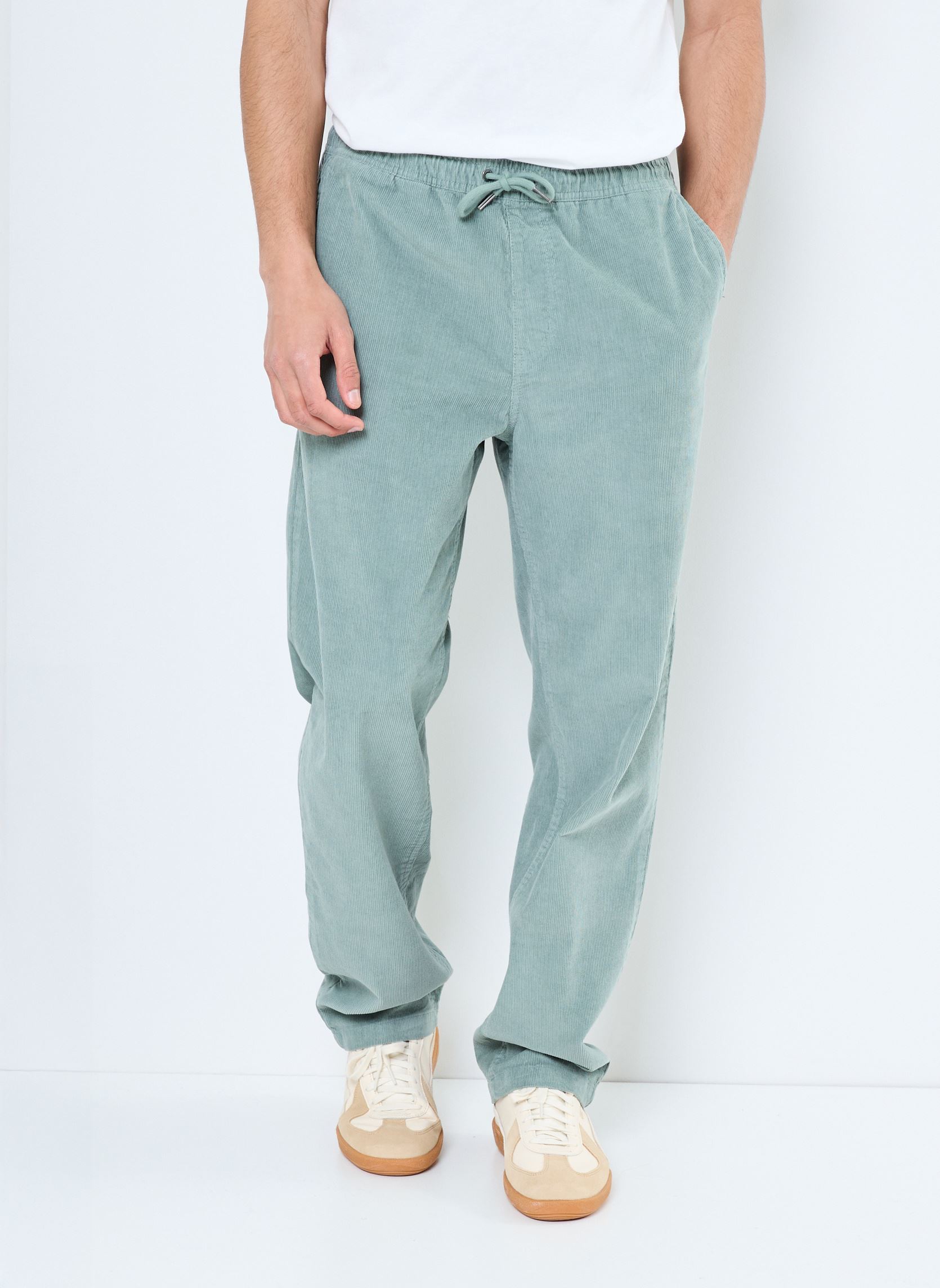 Rechte broeken Taxer Cord Pant EQYNP03315 heren groen Quiksilver Rechte broeken Taxer Cord Pant EQYNP03315 heren groen CHINOIS GREEN