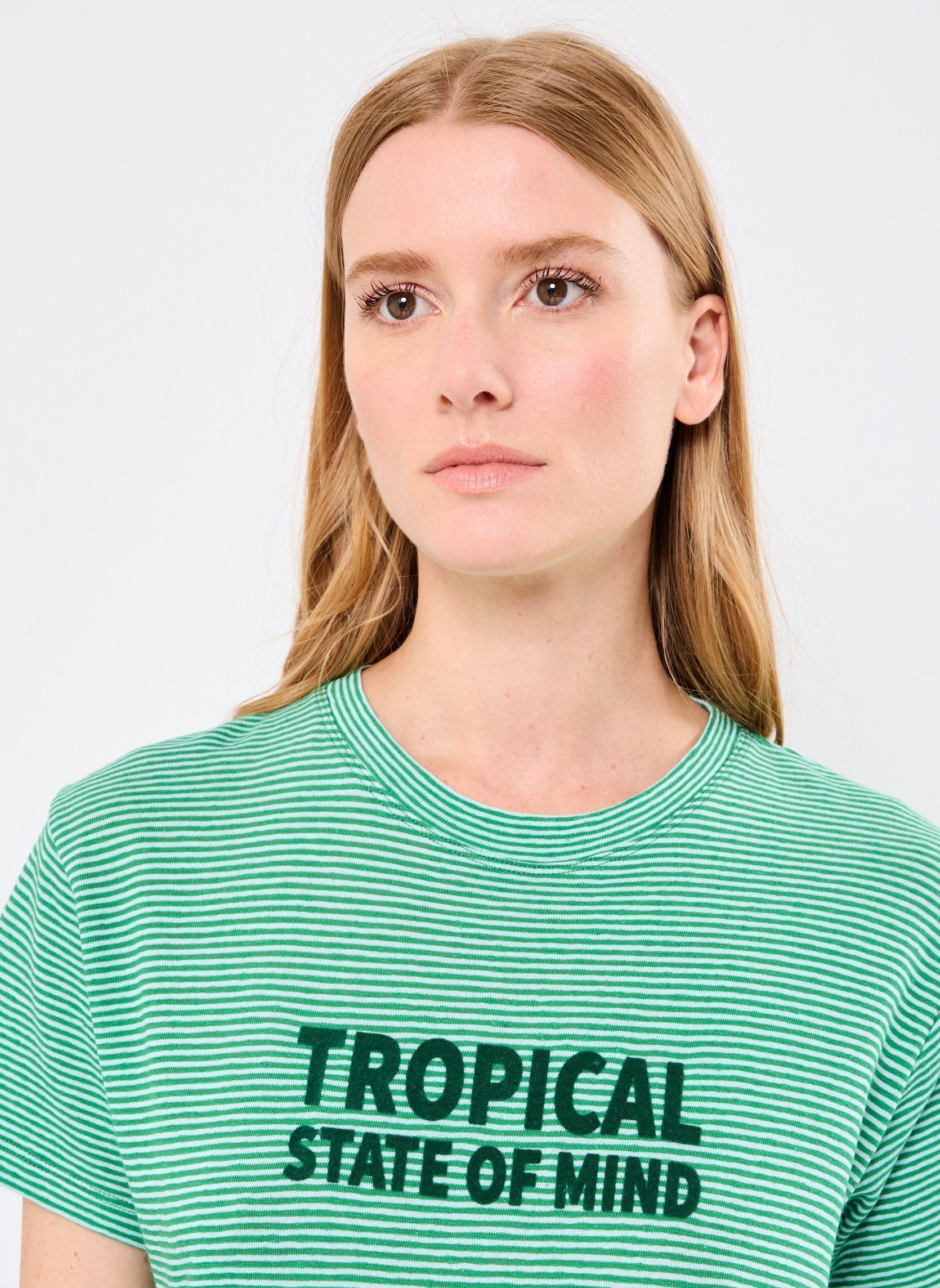 Tee-shirts manches courtes B110425 femme vert IKKS Women Tee-shirts manches courtes B110425 femme vert 52-PARROT GREEN
