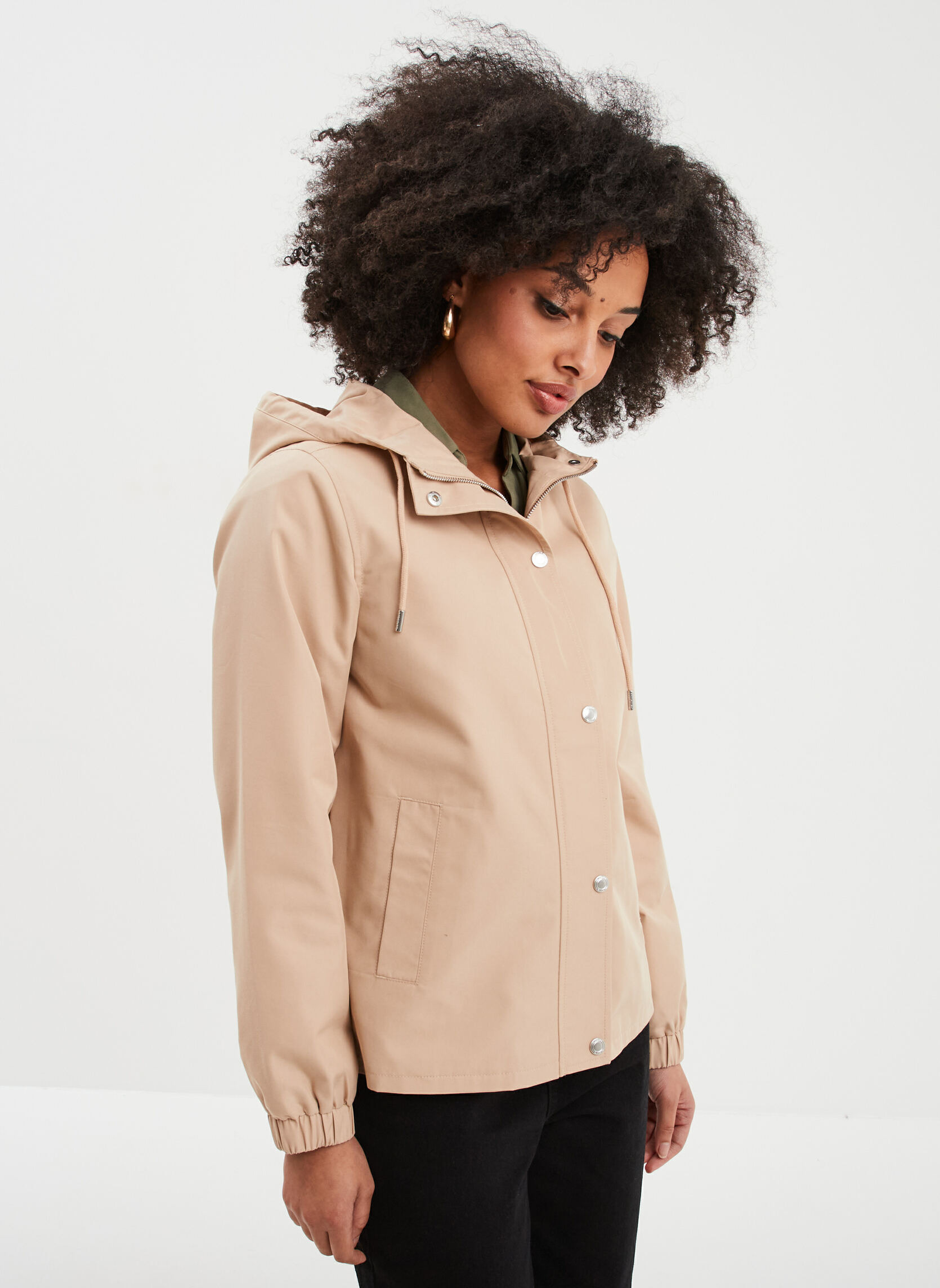 Parka Regatta Femme – Taille 12 – Beige – Parfait état – Capuche, Longueur Mi-mollet – Automne/Hiver
